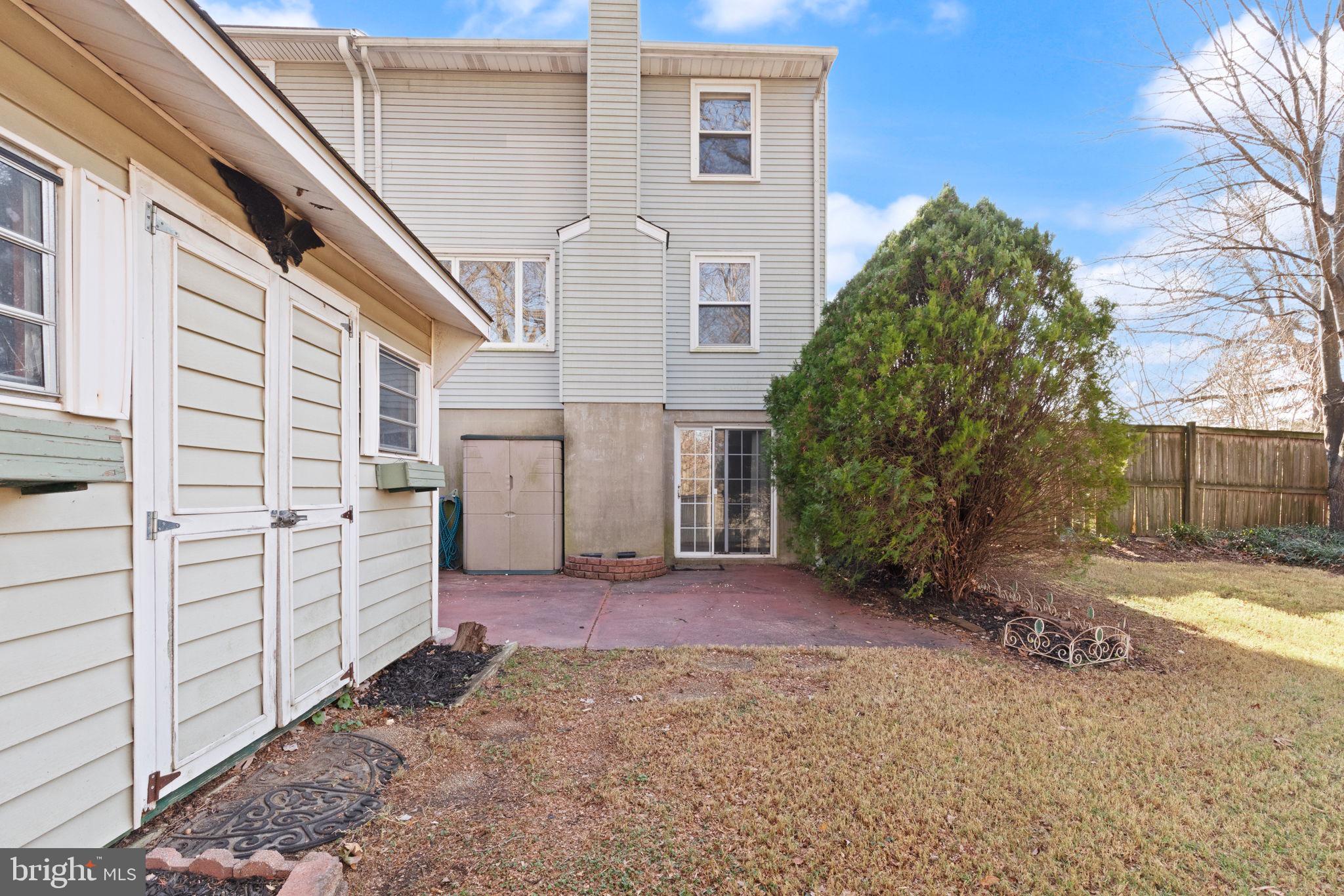 NORTH GATE HALL - Residential