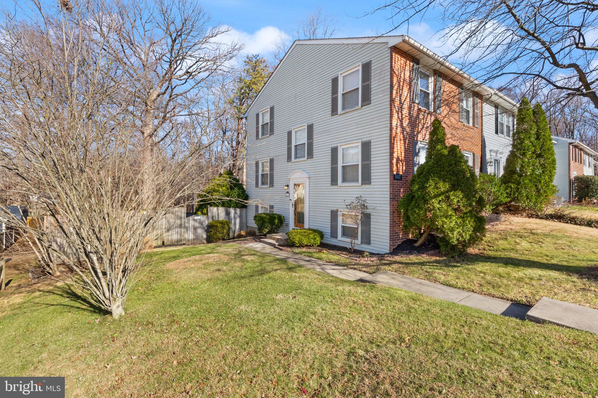 NORTH GATE HALL - Residential