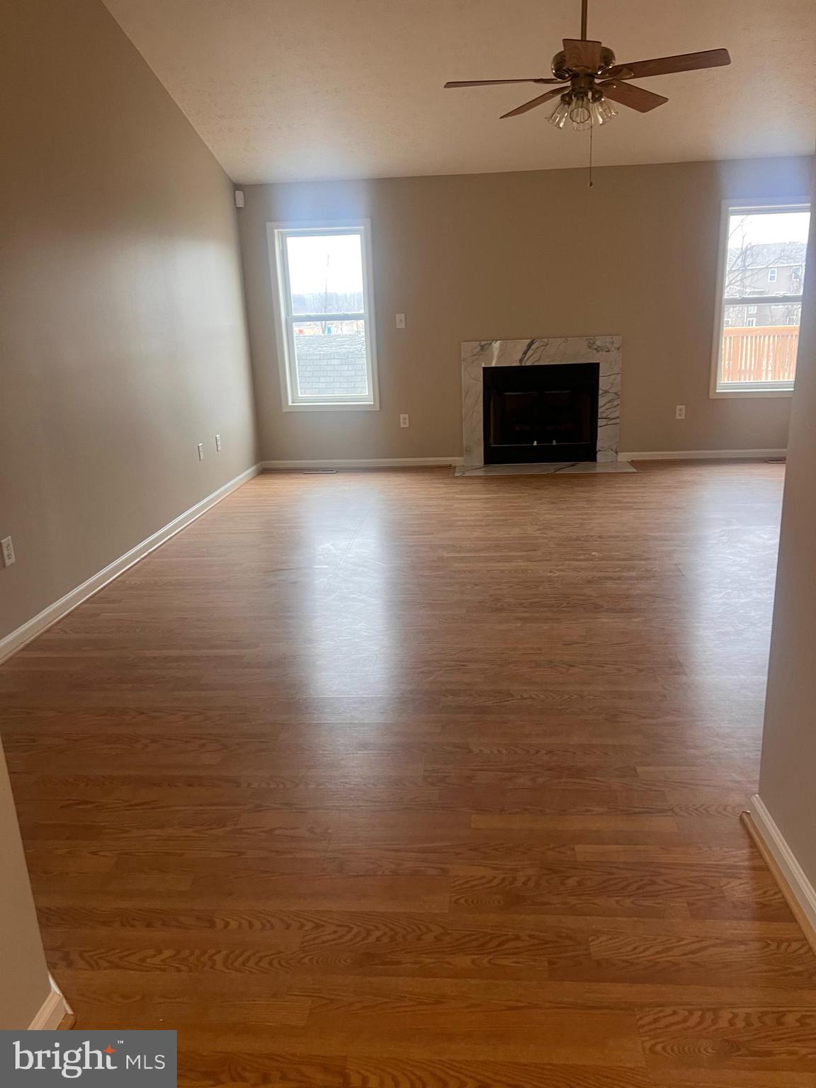 BRIAR RUN - Residential Lease