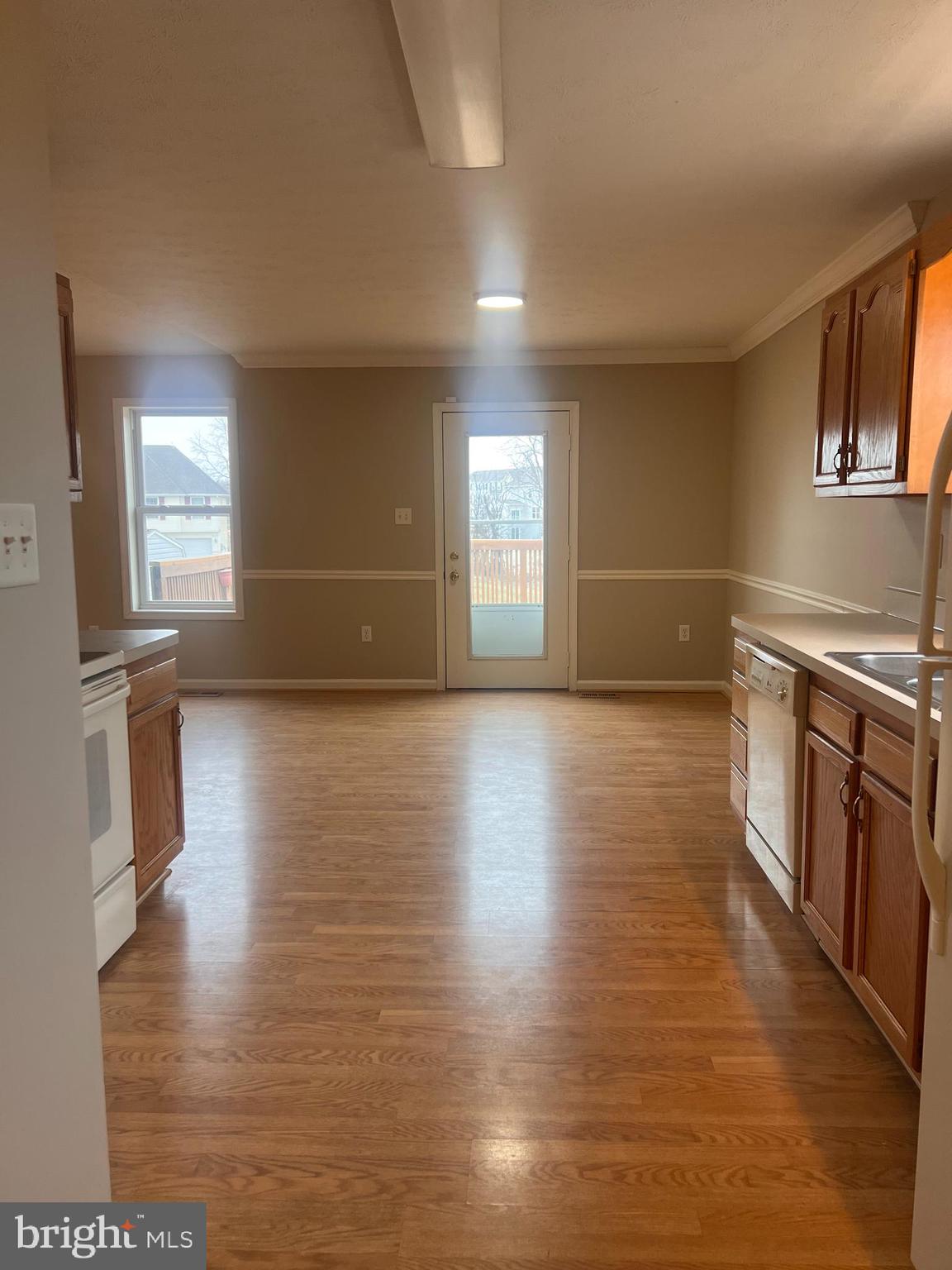 BRIAR RUN - Residential Lease