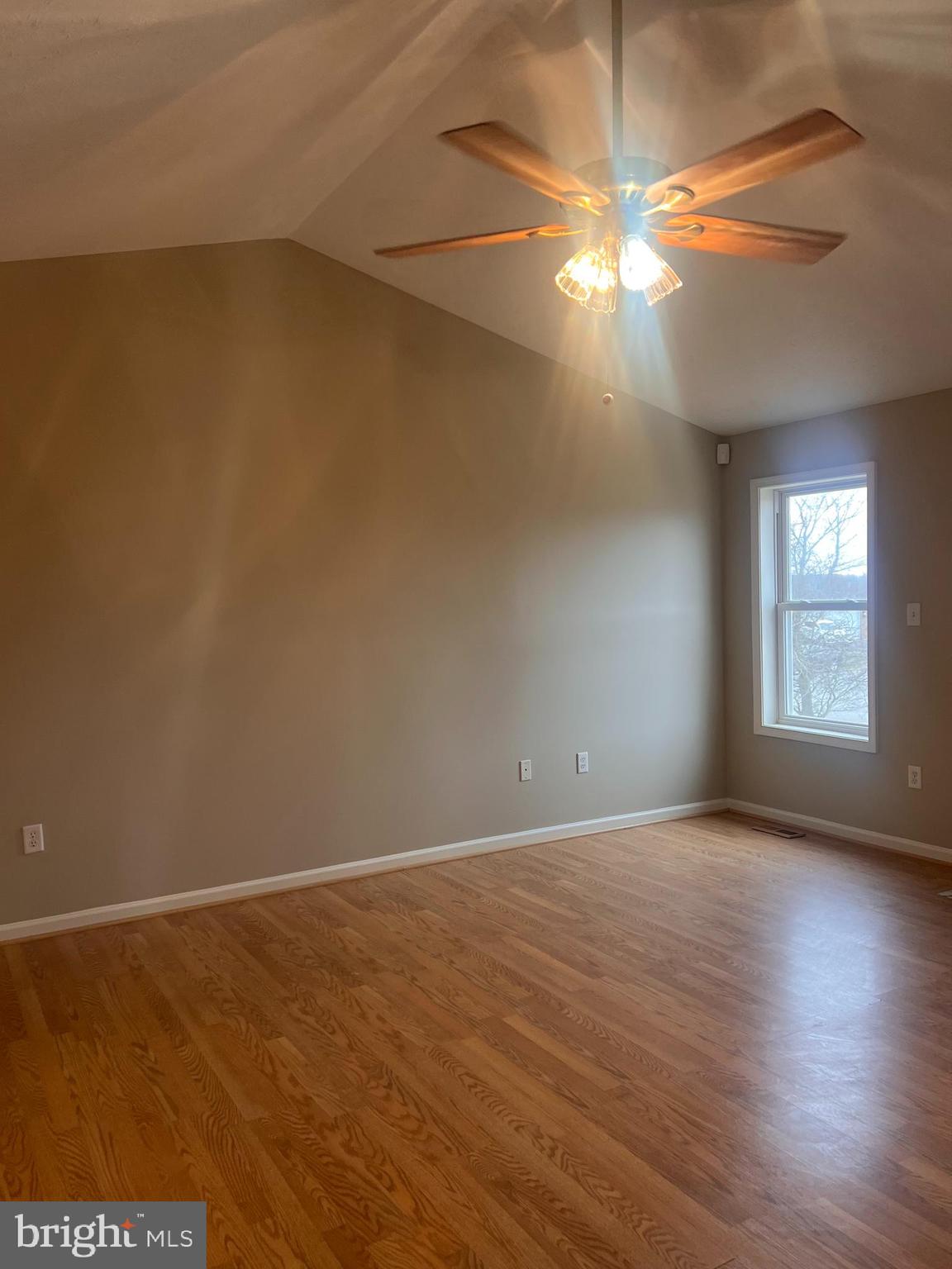 BRIAR RUN - Residential Lease