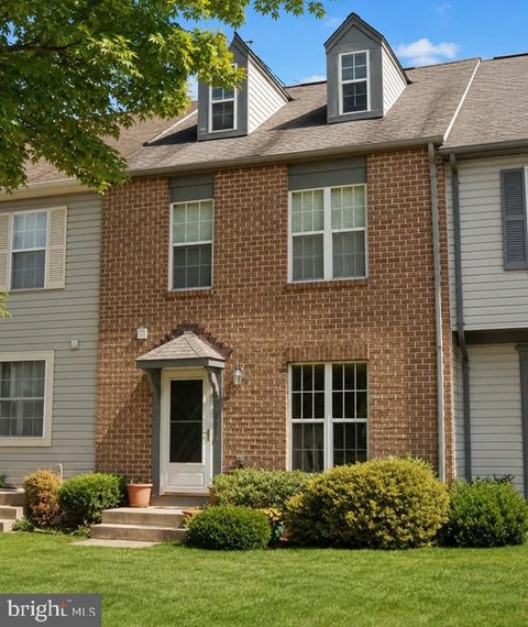 Townhouse For Sale - 11428 Flowerton Place<br/> Montgomery County, GERMANTOWN, MD 20876