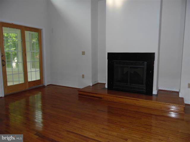 WHITE MARSH - Residential