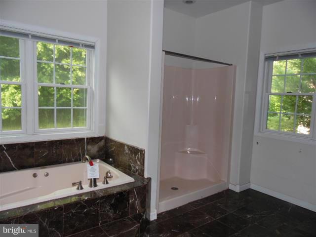 WHITE MARSH - Residential