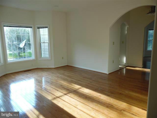 WHITE MARSH - Residential