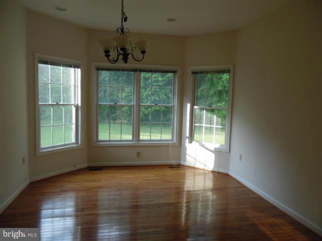 WHITE MARSH - Residential