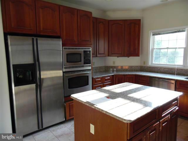 WHITE MARSH - Residential