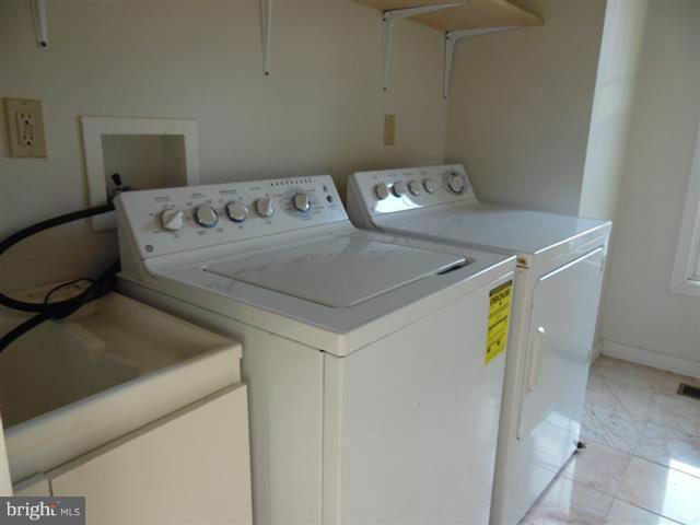 WHITE MARSH - Residential