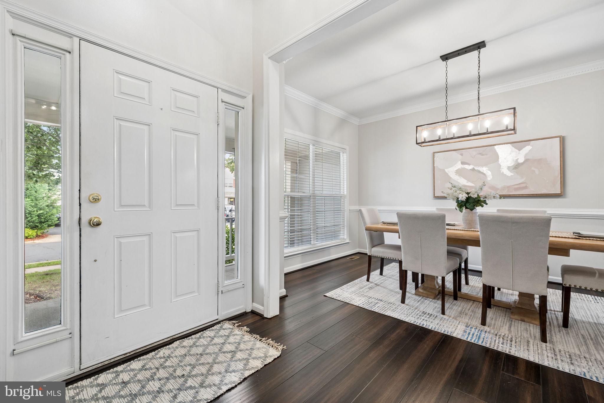 10245 PICTURESQUE COURT
