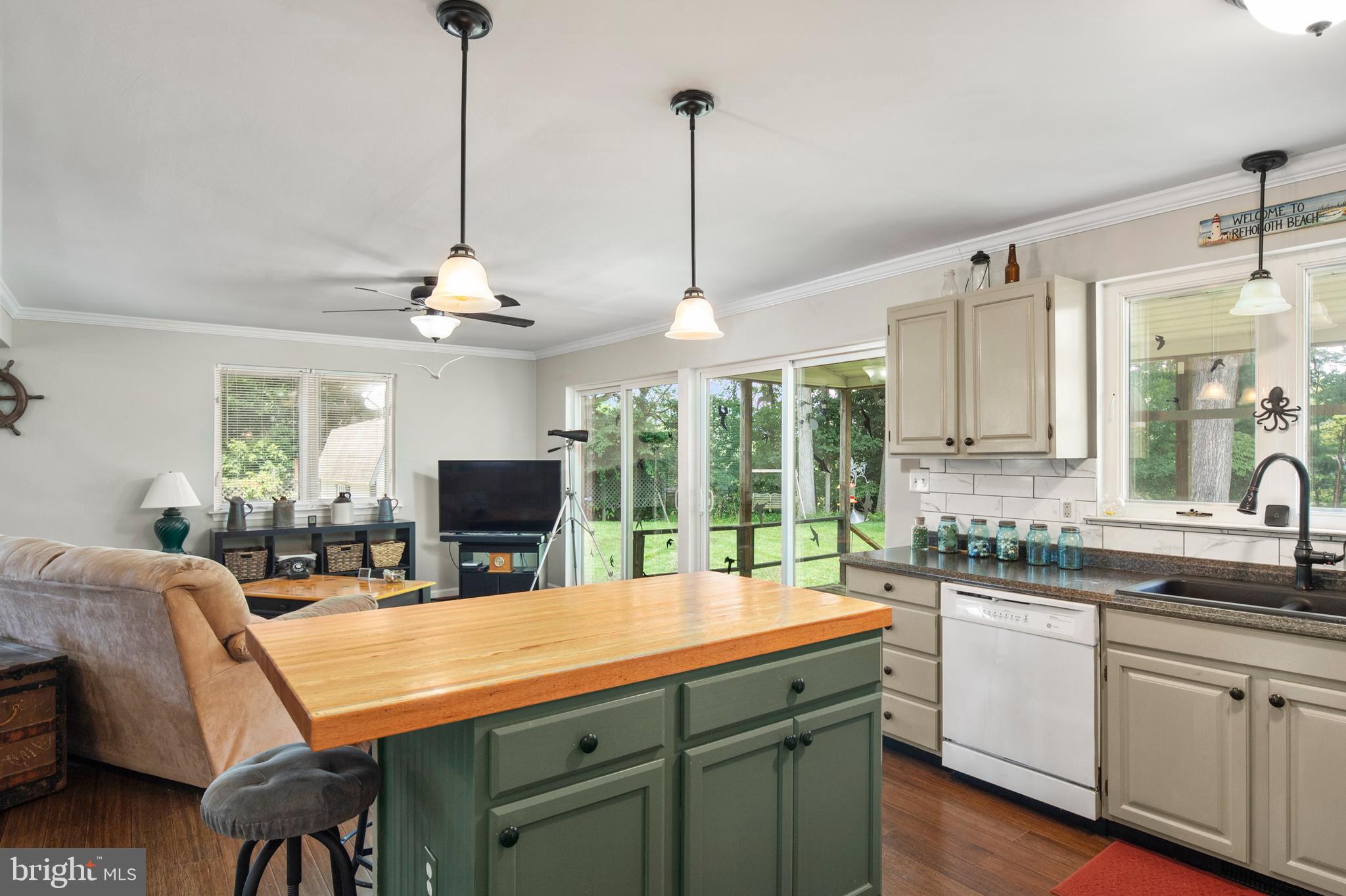 CHESTER HARBOR - Residential