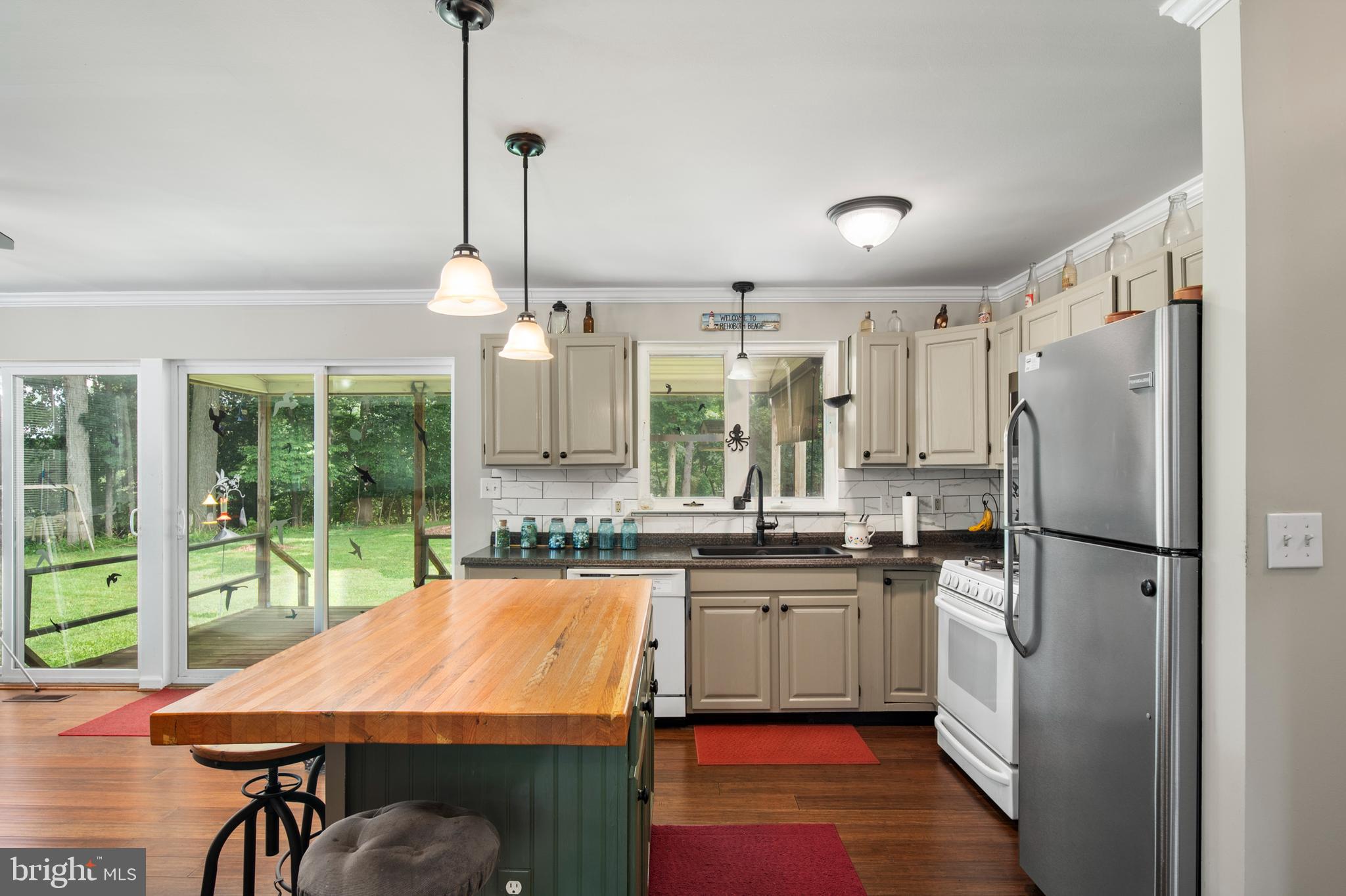 CHESTER HARBOR - Residential