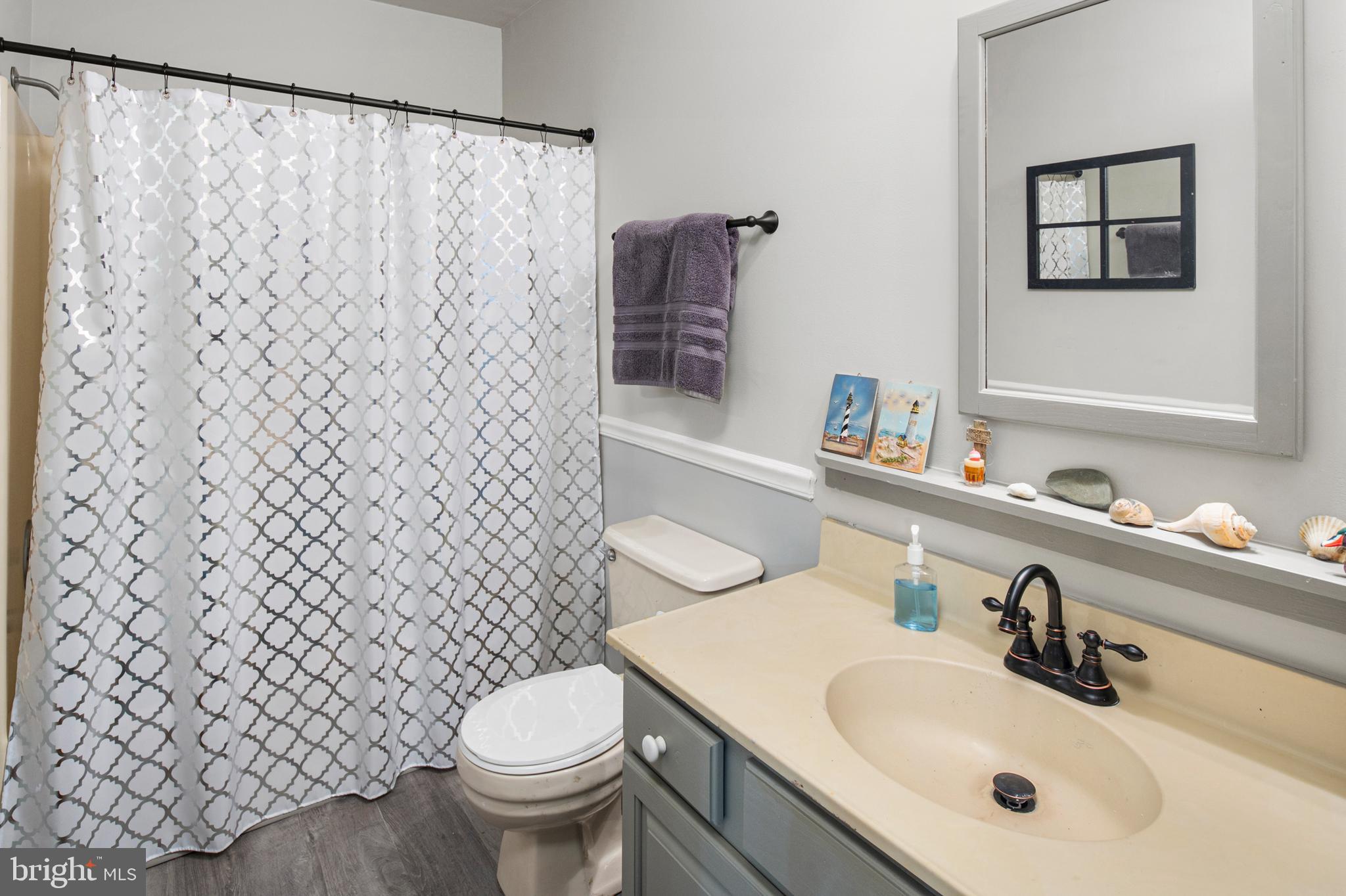 CHESTER HARBOR - Residential