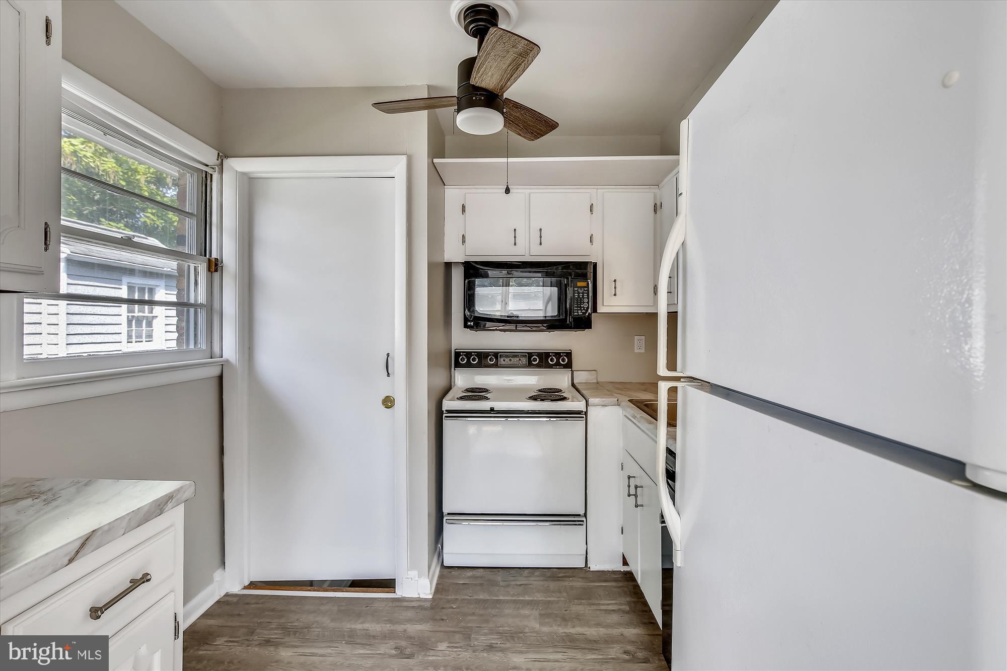 BON AIR - Residential Lease