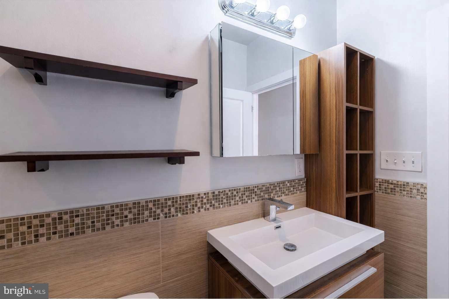 GRADUATE HOSPITAL - Residential