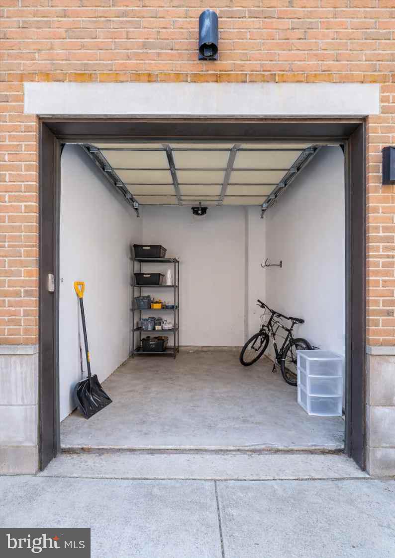 GRADUATE HOSPITAL - Residential