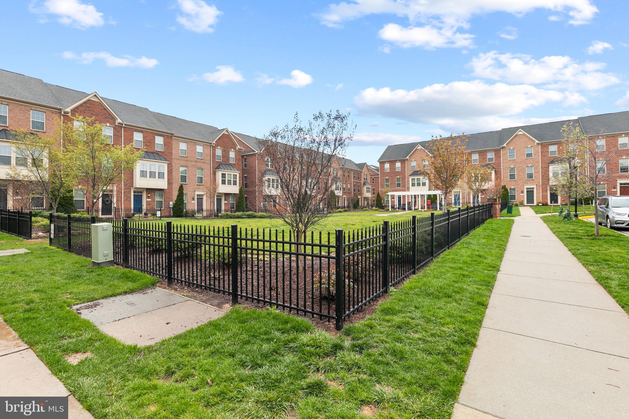 O'DONNELL SQUARE - Residential