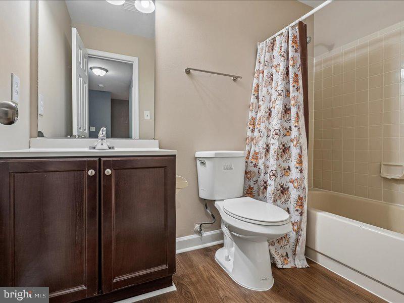 LAKE RIDGE - Residential