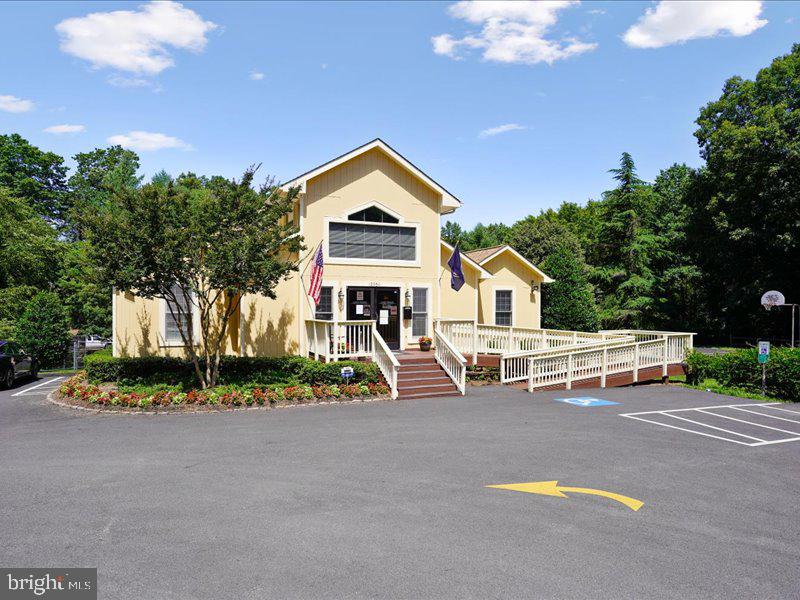 LAKE RIDGE - Residential