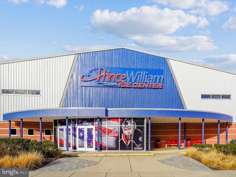 LAKE RIDGE - Residential