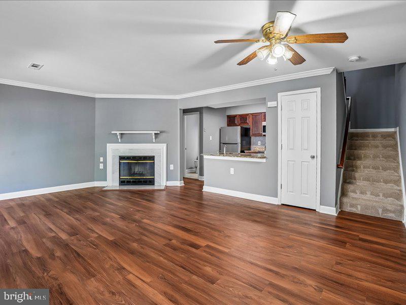 LAKE RIDGE - Residential