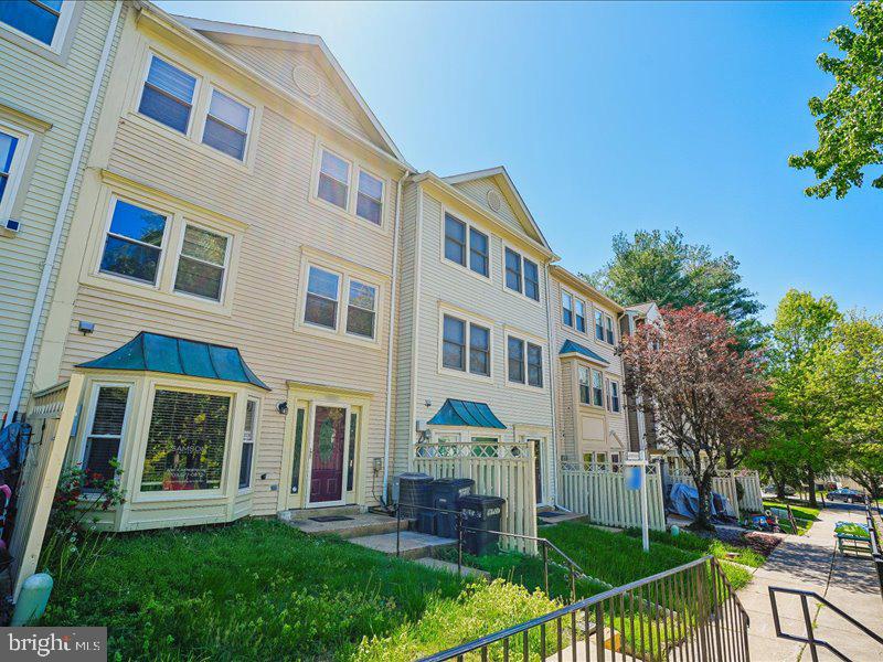 LAKE RIDGE - Residential