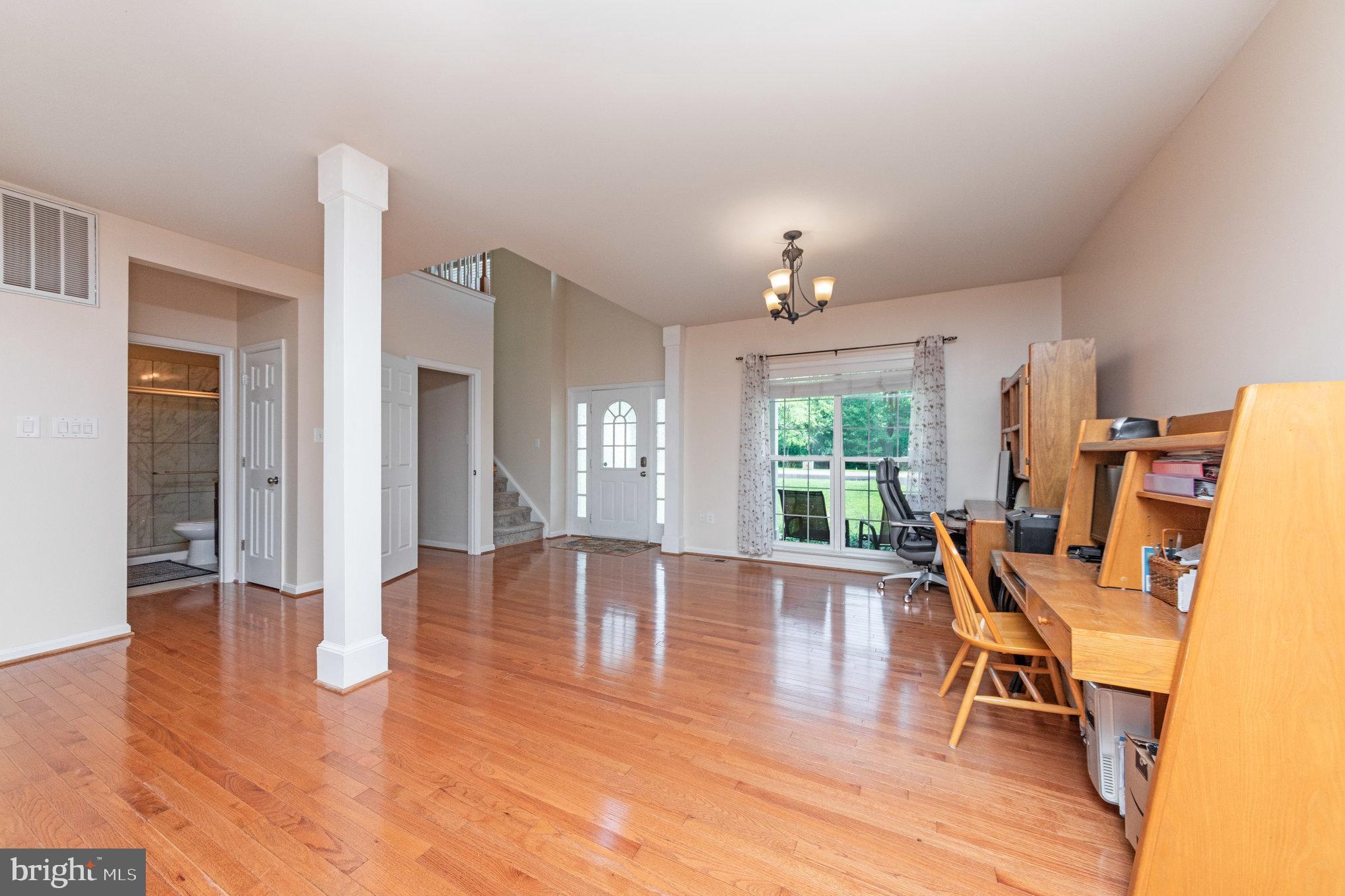 WINDSOR FOREST - Residential