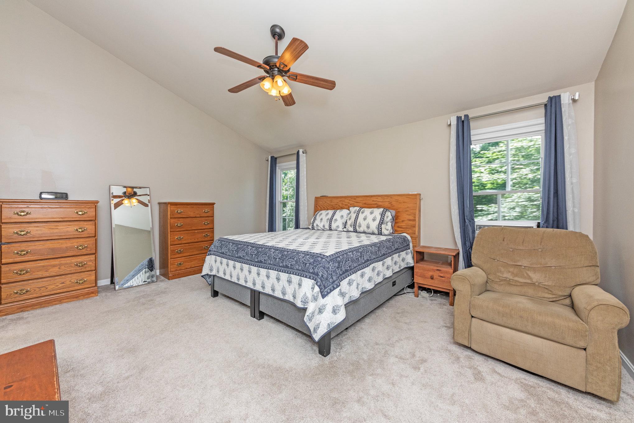 WINDSOR FOREST - Residential