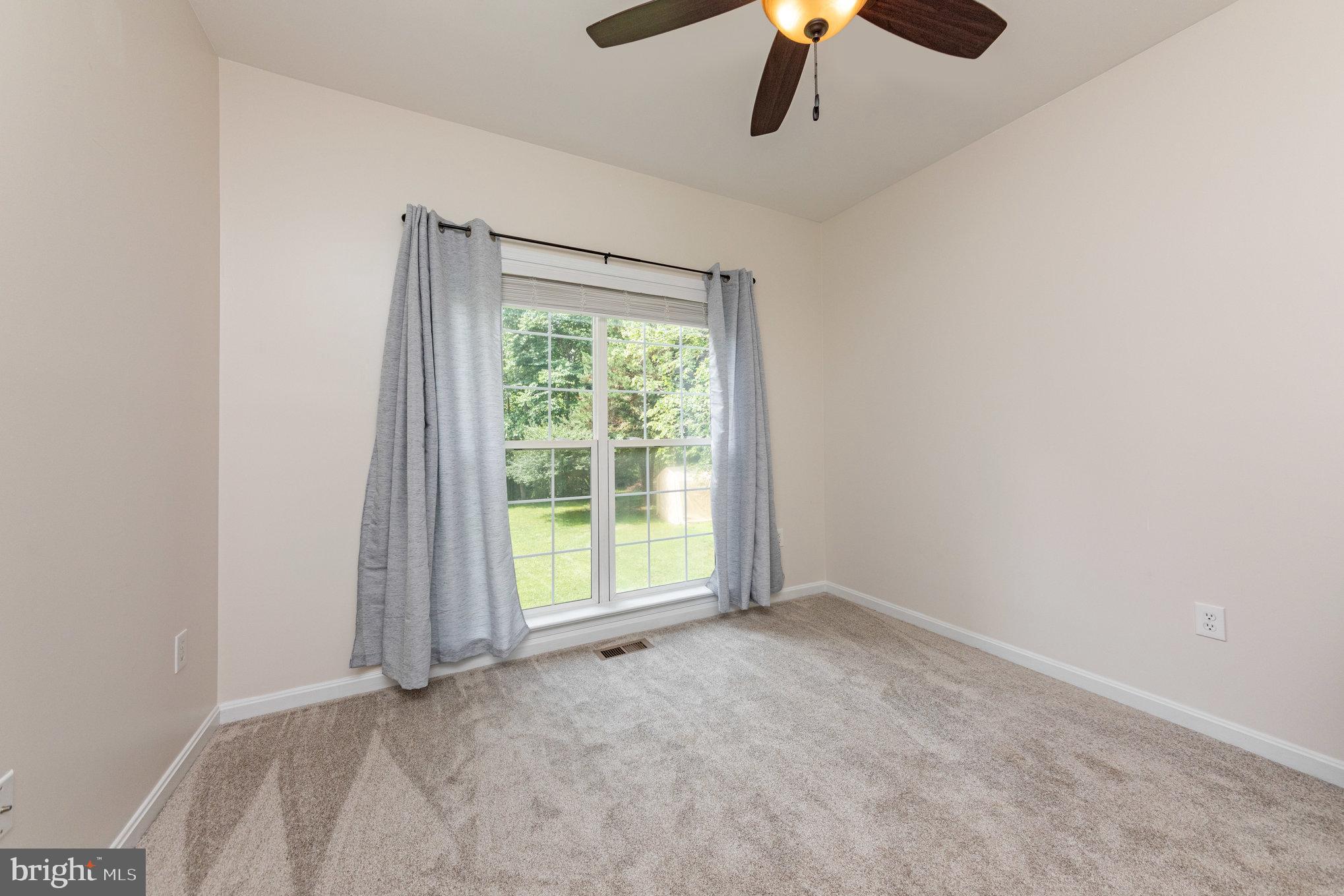 WINDSOR FOREST - Residential