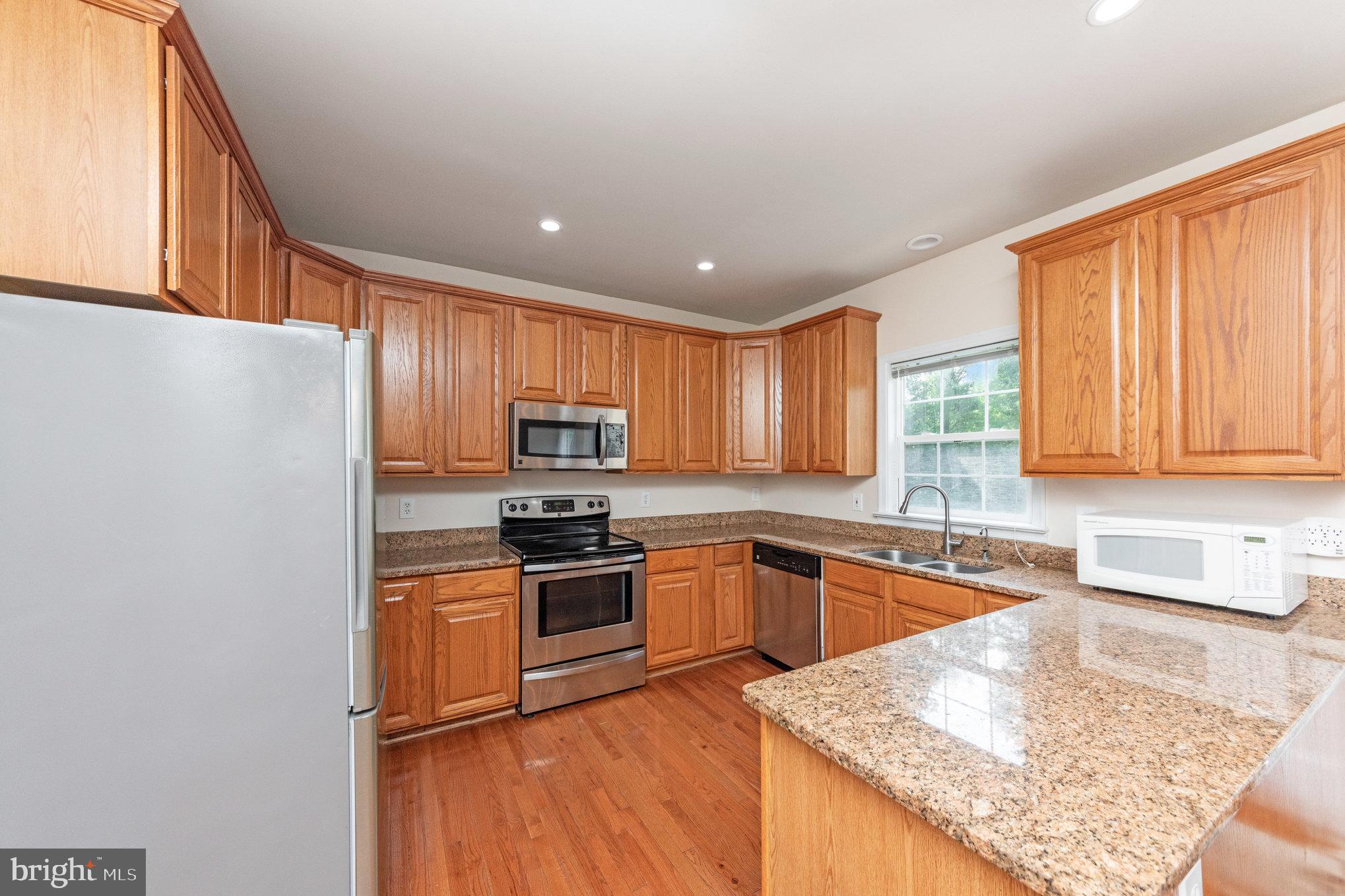 WINDSOR FOREST - Residential