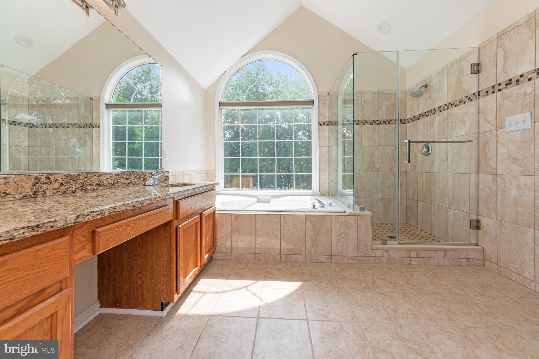 WINDSOR FOREST - Residential