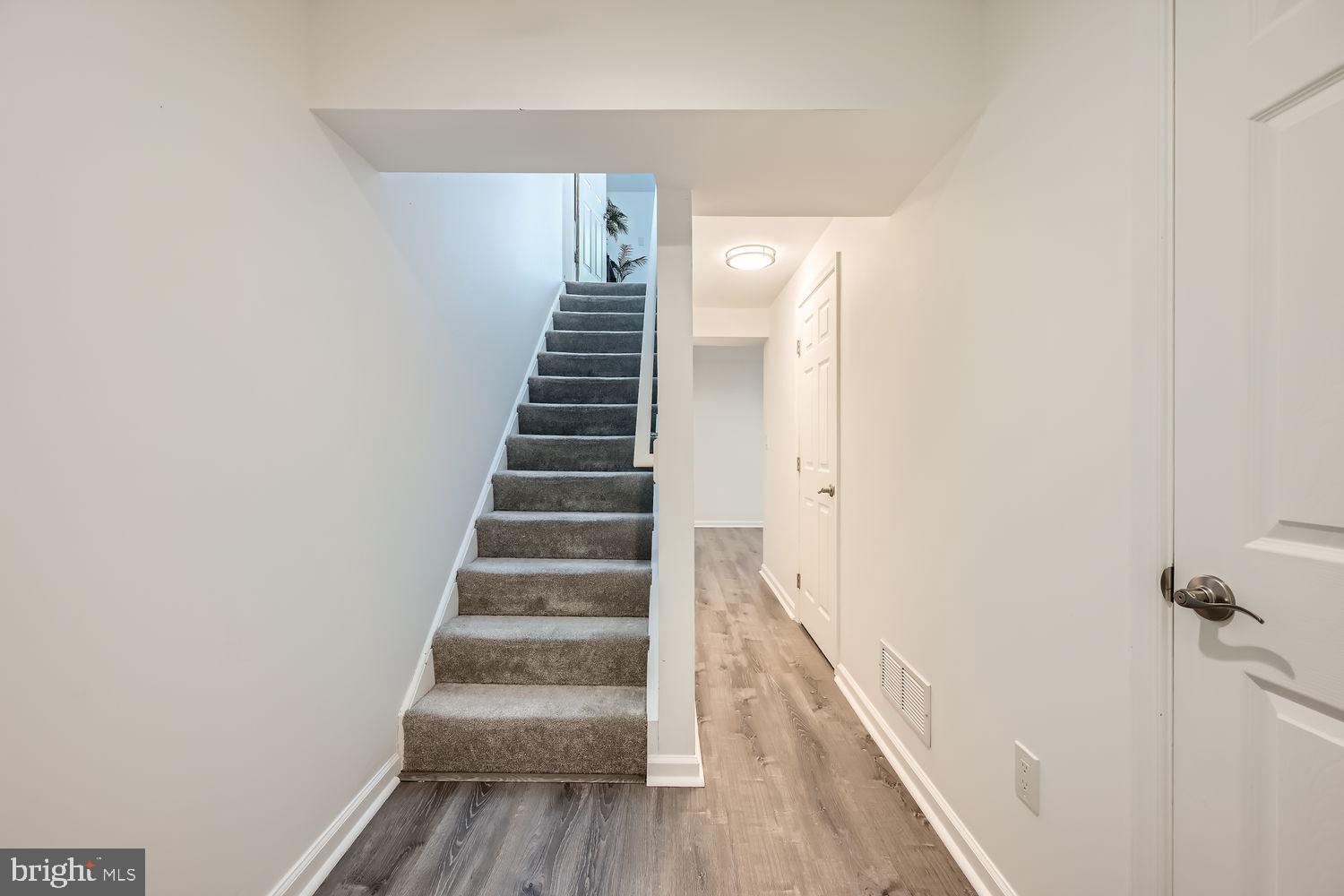 LEISHEAR VILLAGE - Residential