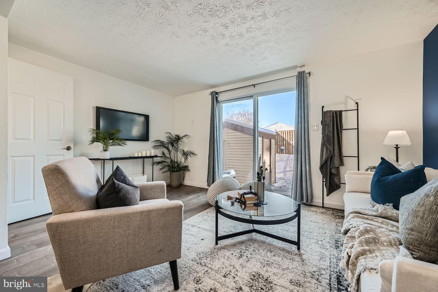 LEISHEAR VILLAGE - Residential