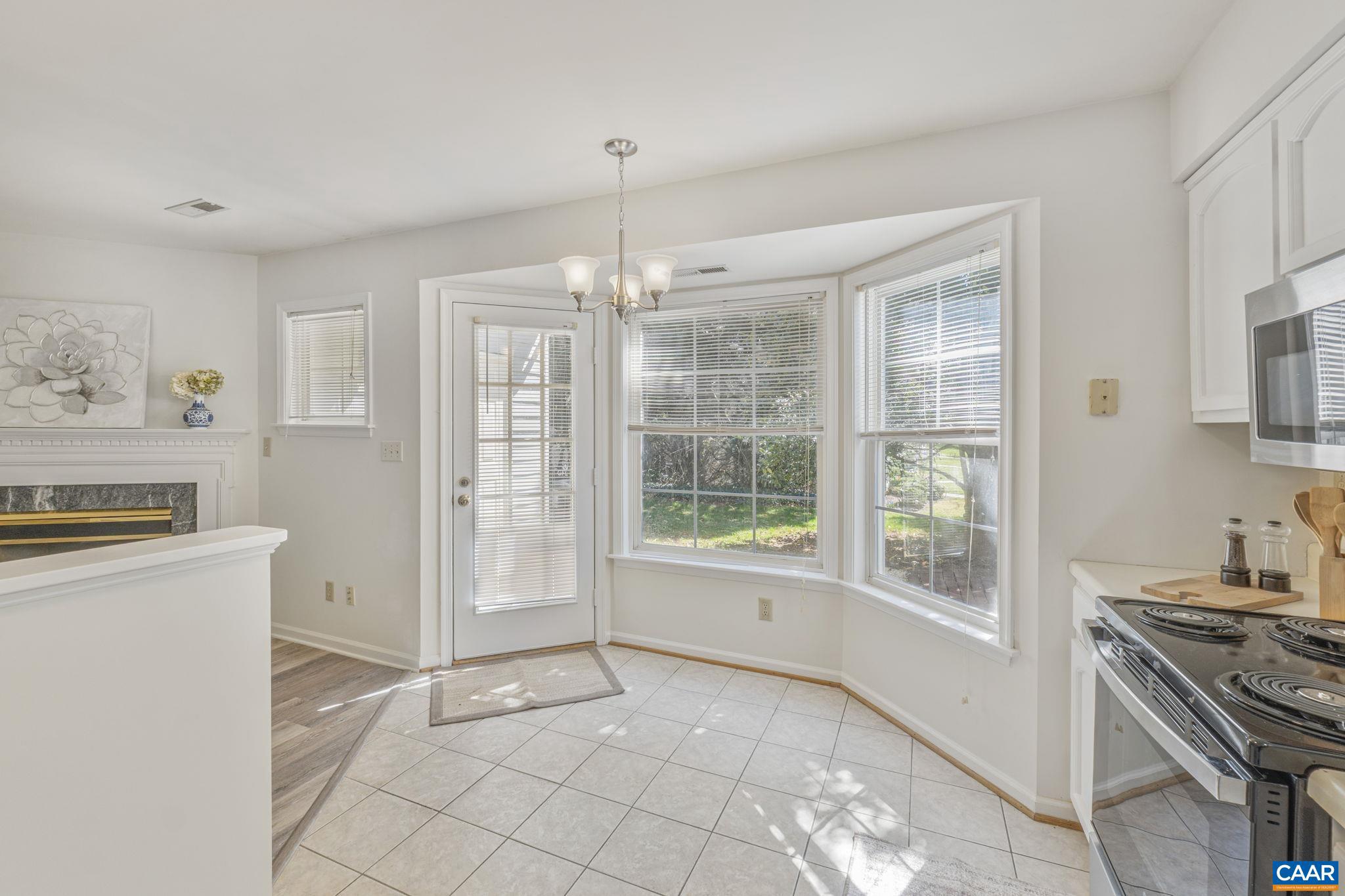 FOREST LAKES - Residential