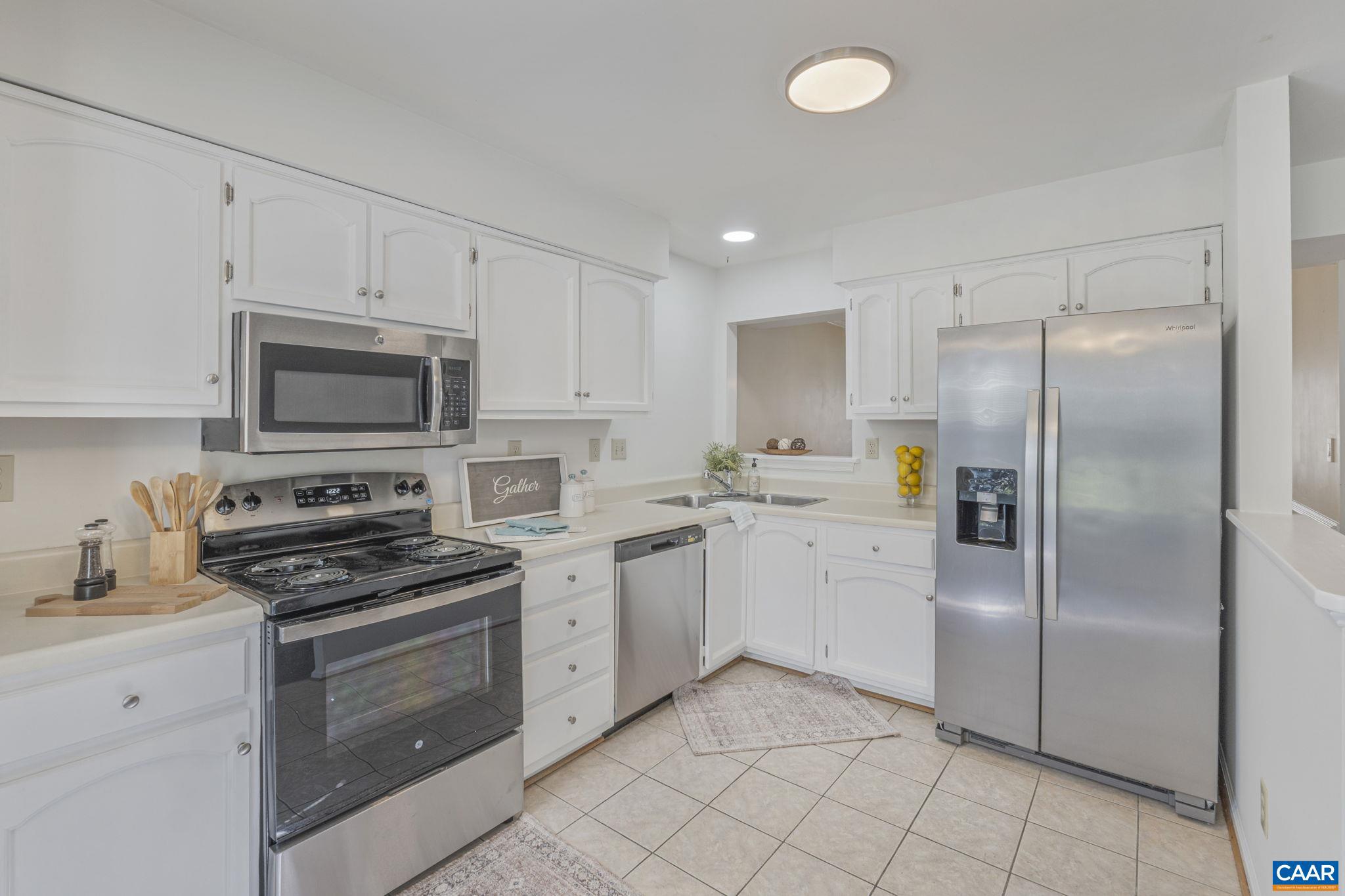 FOREST LAKES - Residential