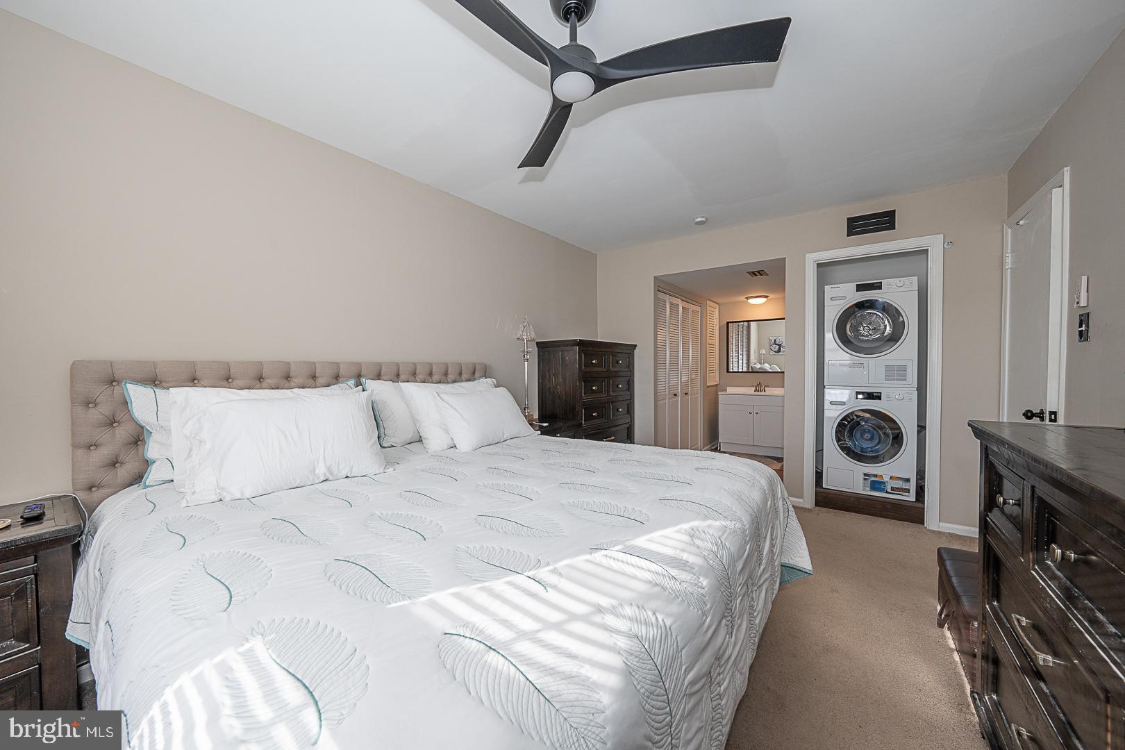 CHATHAM VIL OF TOW - Residential