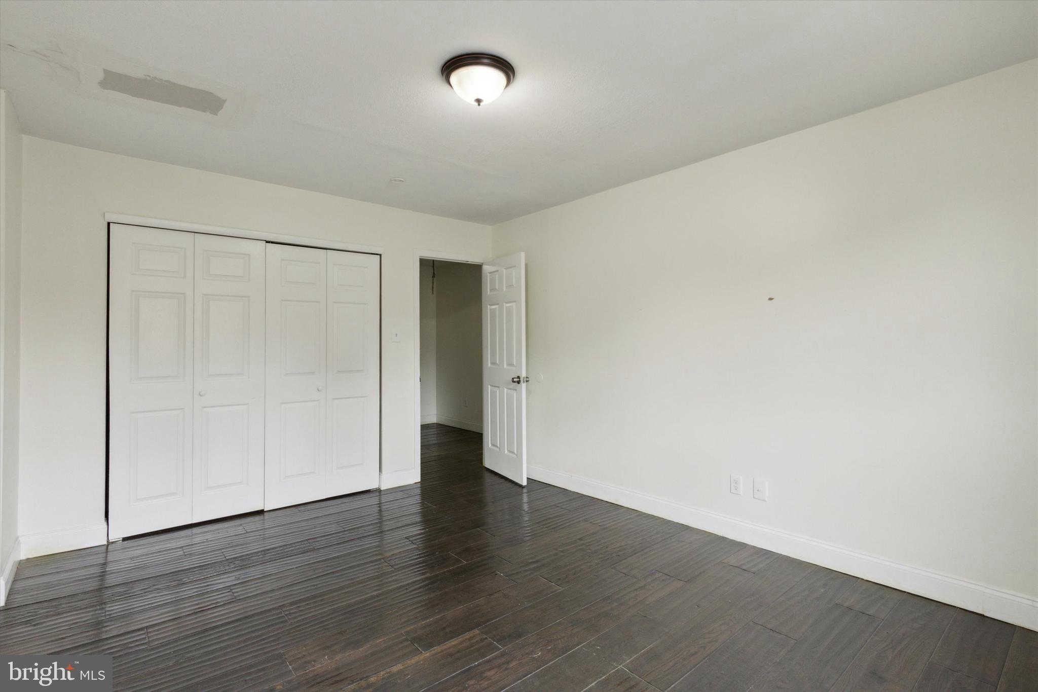 WILLOW KNOLL - Residential