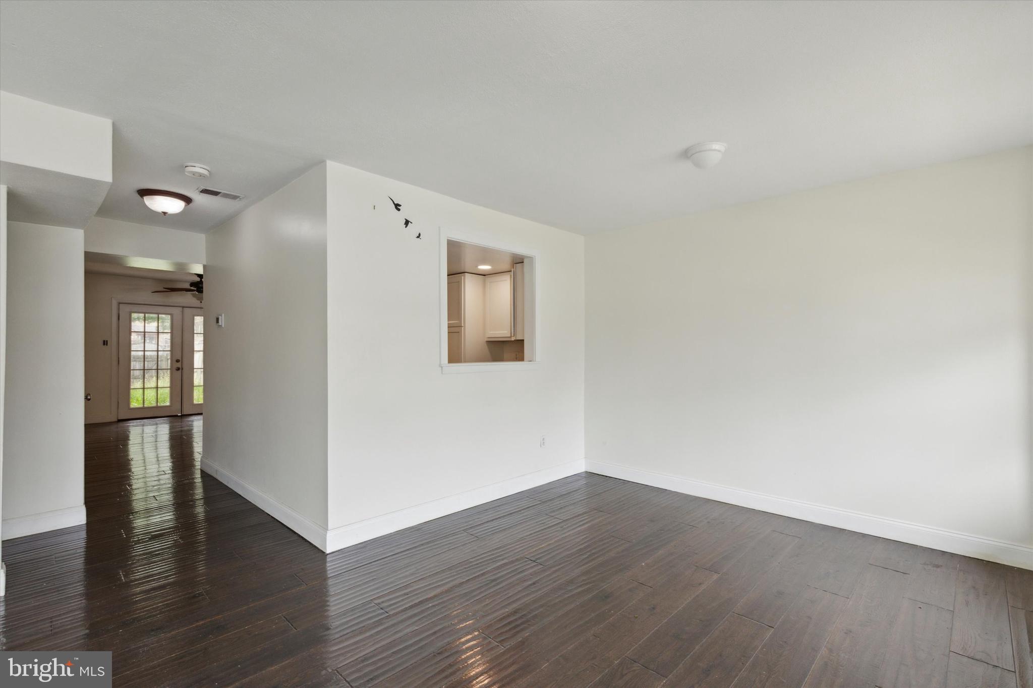 WILLOW KNOLL - Residential