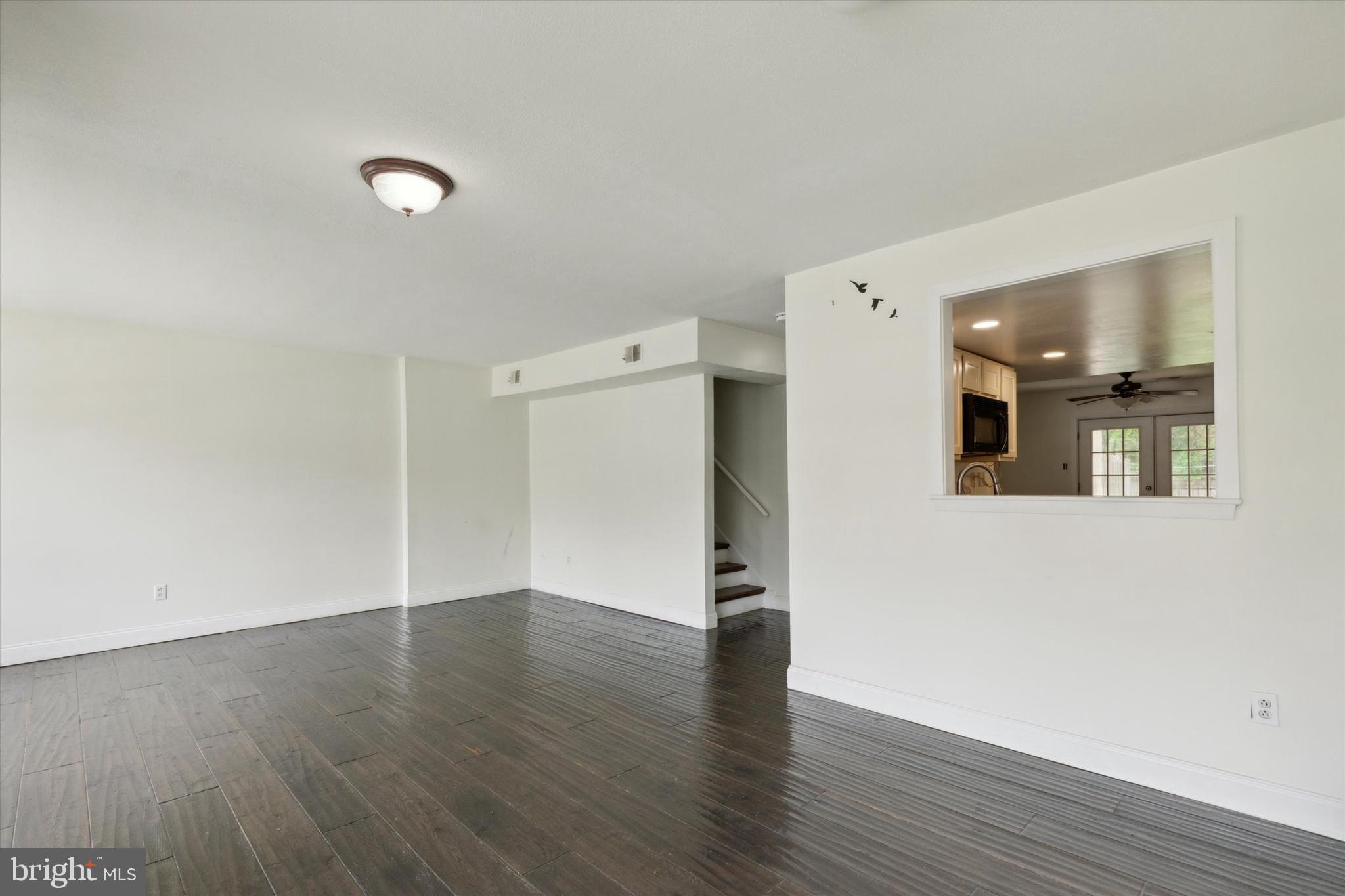 WILLOW KNOLL - Residential