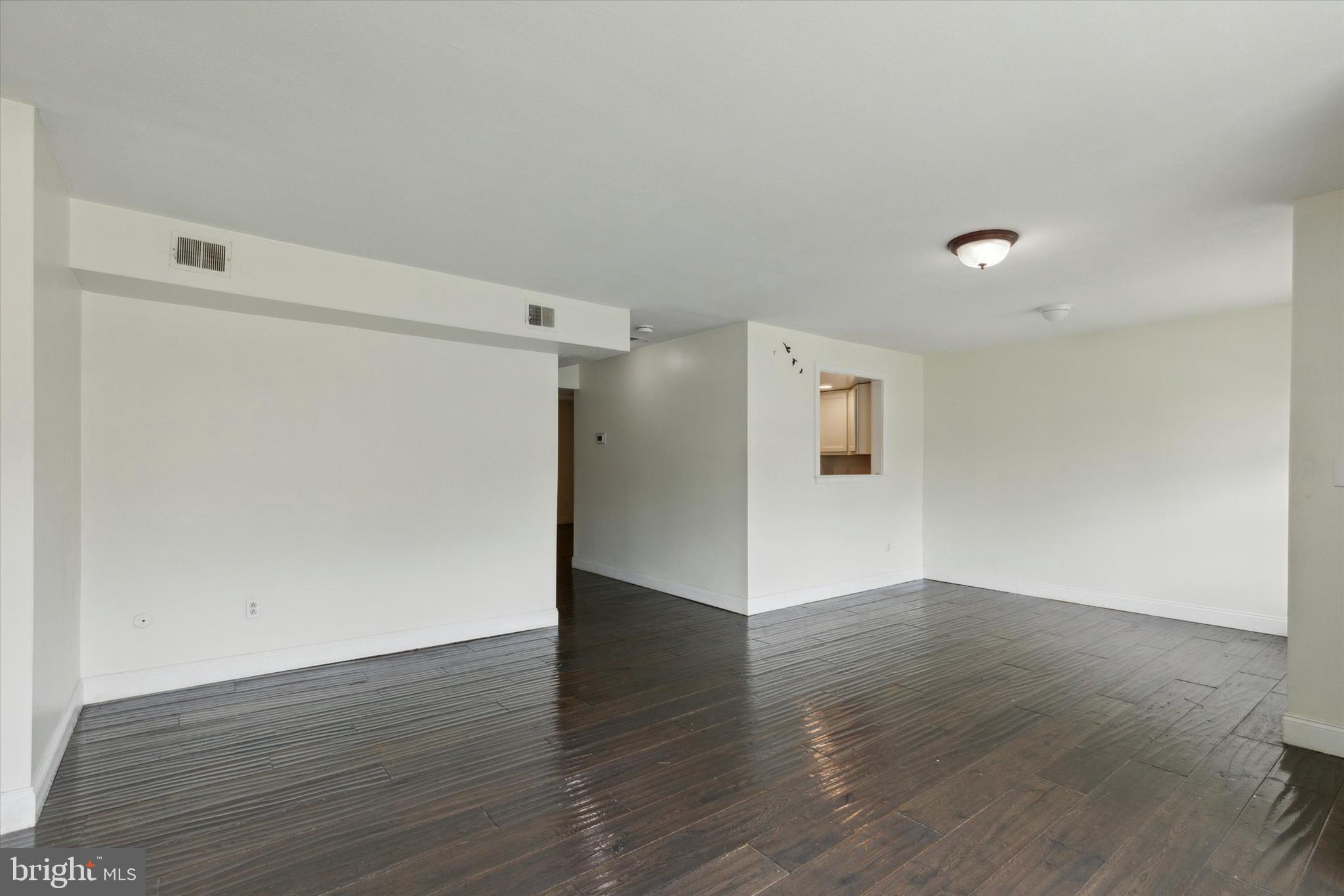 WILLOW KNOLL - Residential