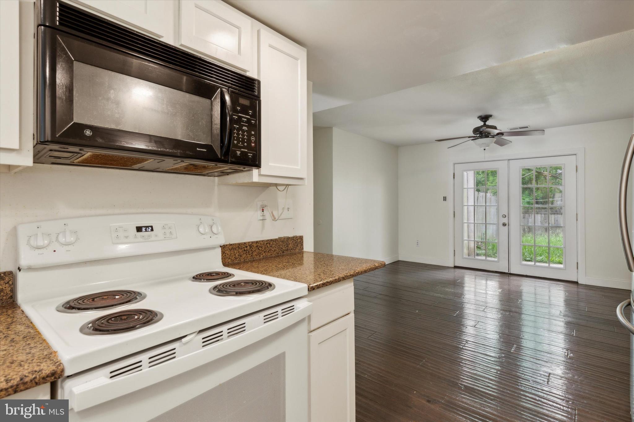 WILLOW KNOLL - Residential