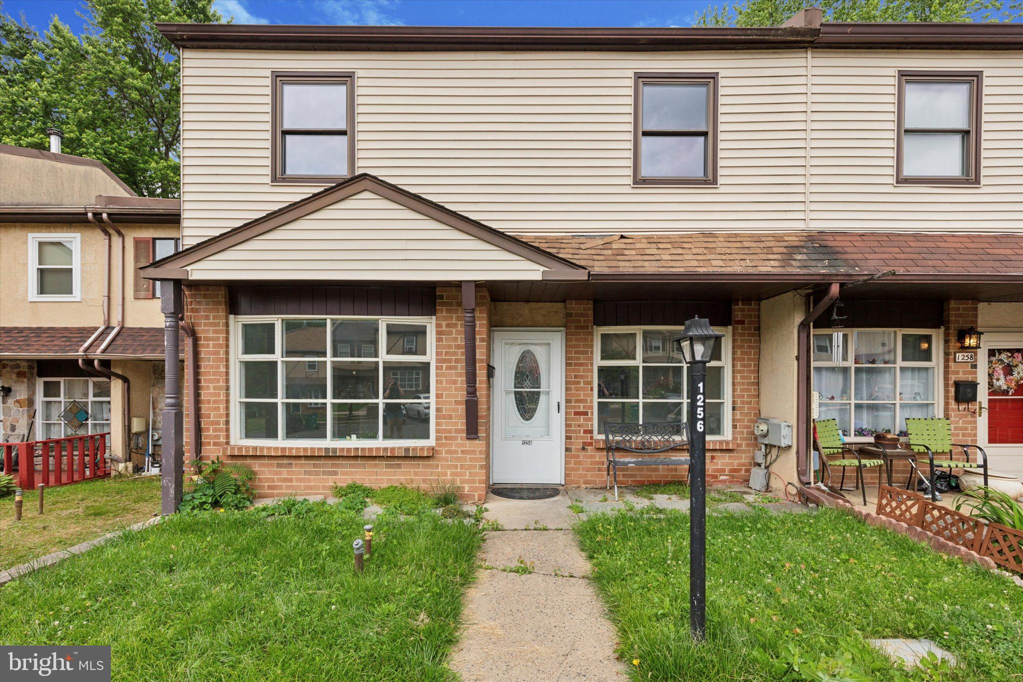 WILLOW KNOLL - Residential