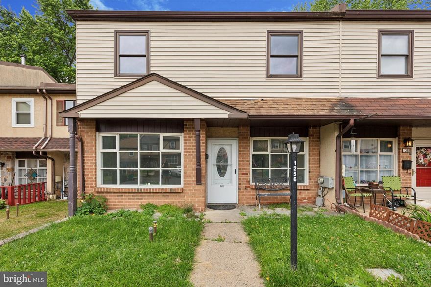 Welcome home ! Willow Knoll is one of the few townhome communities around with NO HOA! This surprisingly large, 3 bed, 2.5 bath home has been renovated and waiting for its new owners to just unpack ! As you enter into the large open concept living and dining area - you’ll notice the new and beautiful hardwood that flows consistently throughout the entire home. The kitchen has an opening to the dining area, and features white shaker style cabinets, and granite countertops. There is a family room with doors that lead to the private fenced yard. Upstairs, the owners suite has its own bathroom, and massive walk in closet. The 2 additional bedrooms are also large in size! New roof, along with many other upgrades.