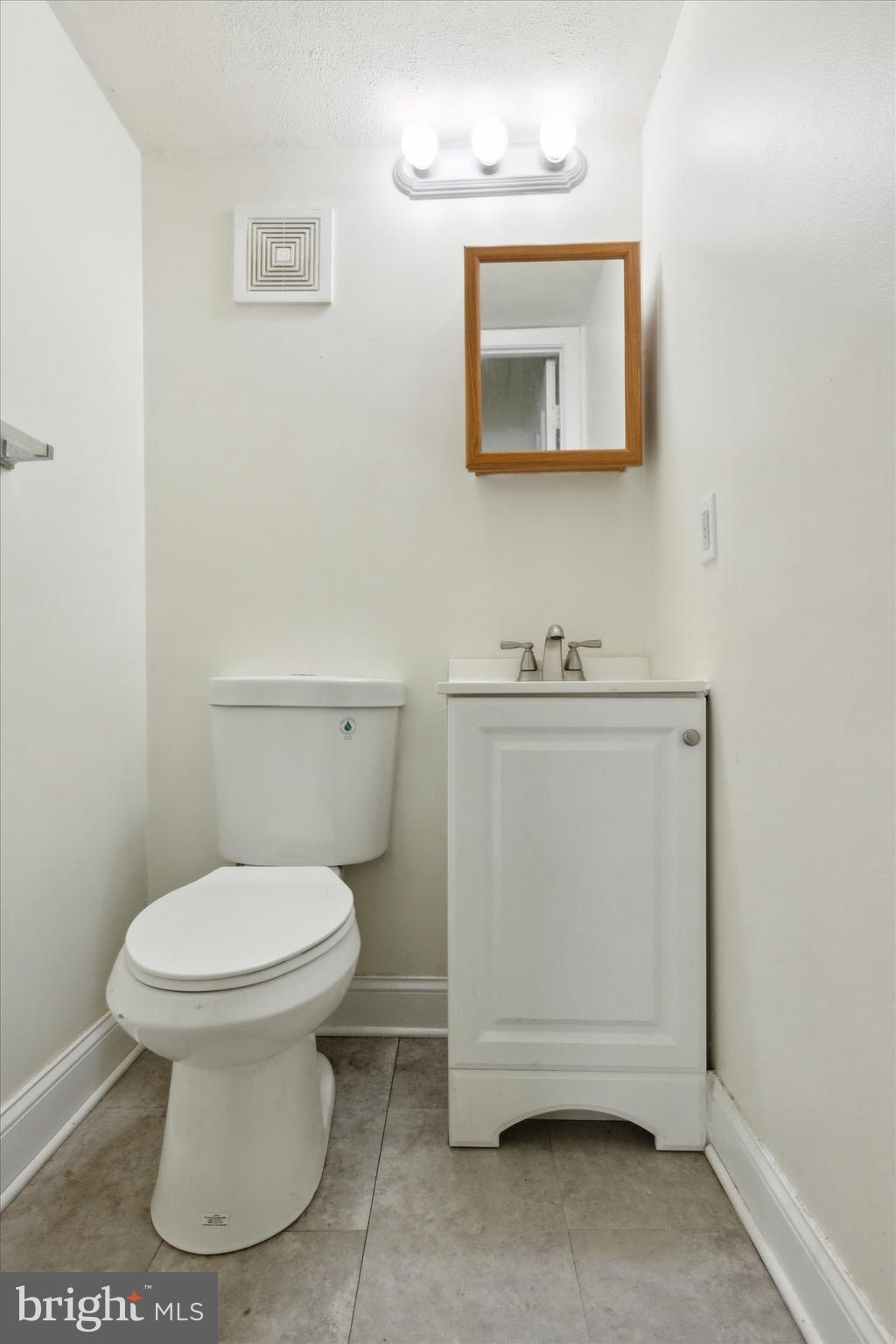 WILLOW KNOLL - Residential