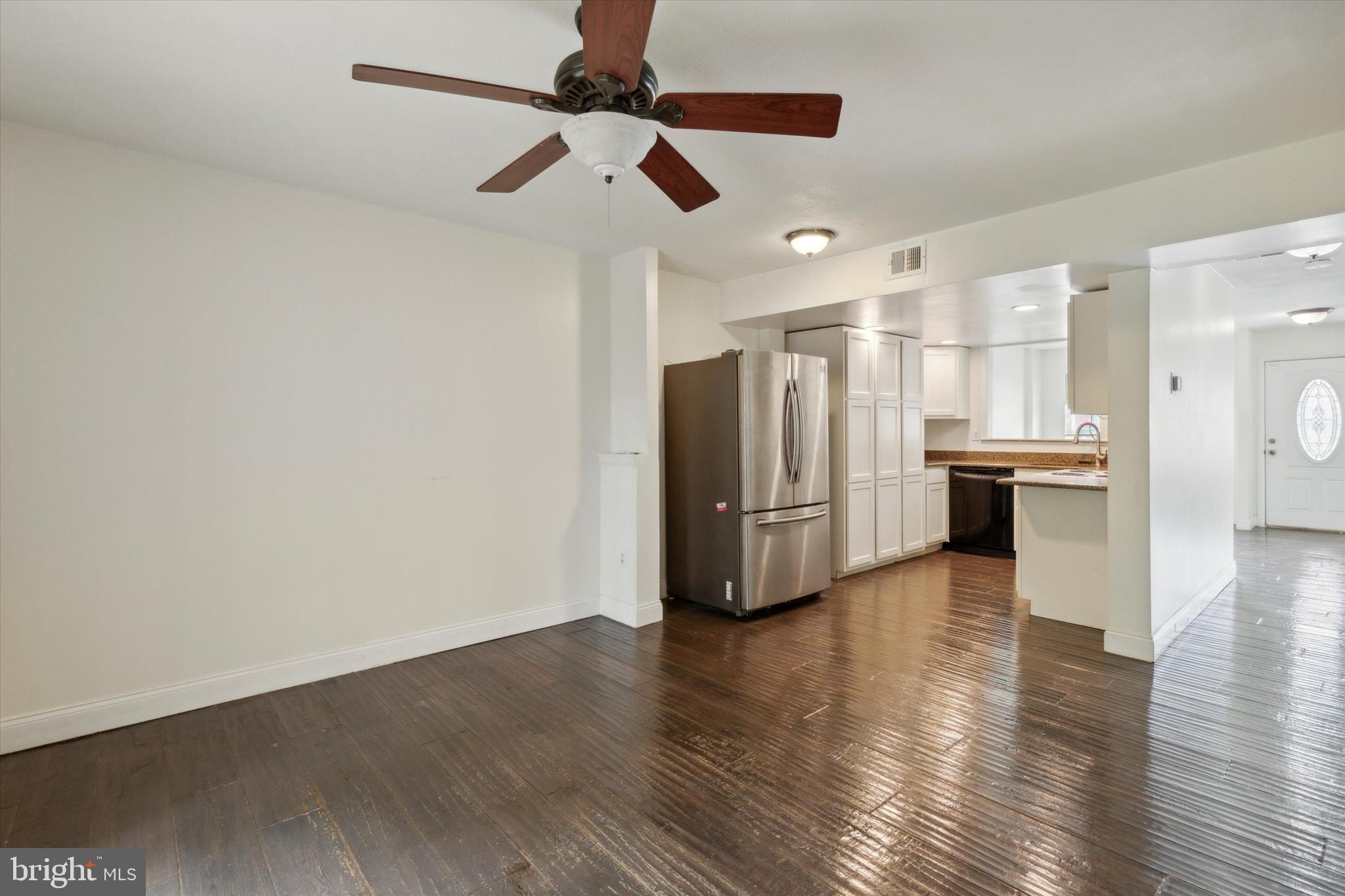 WILLOW KNOLL - Residential