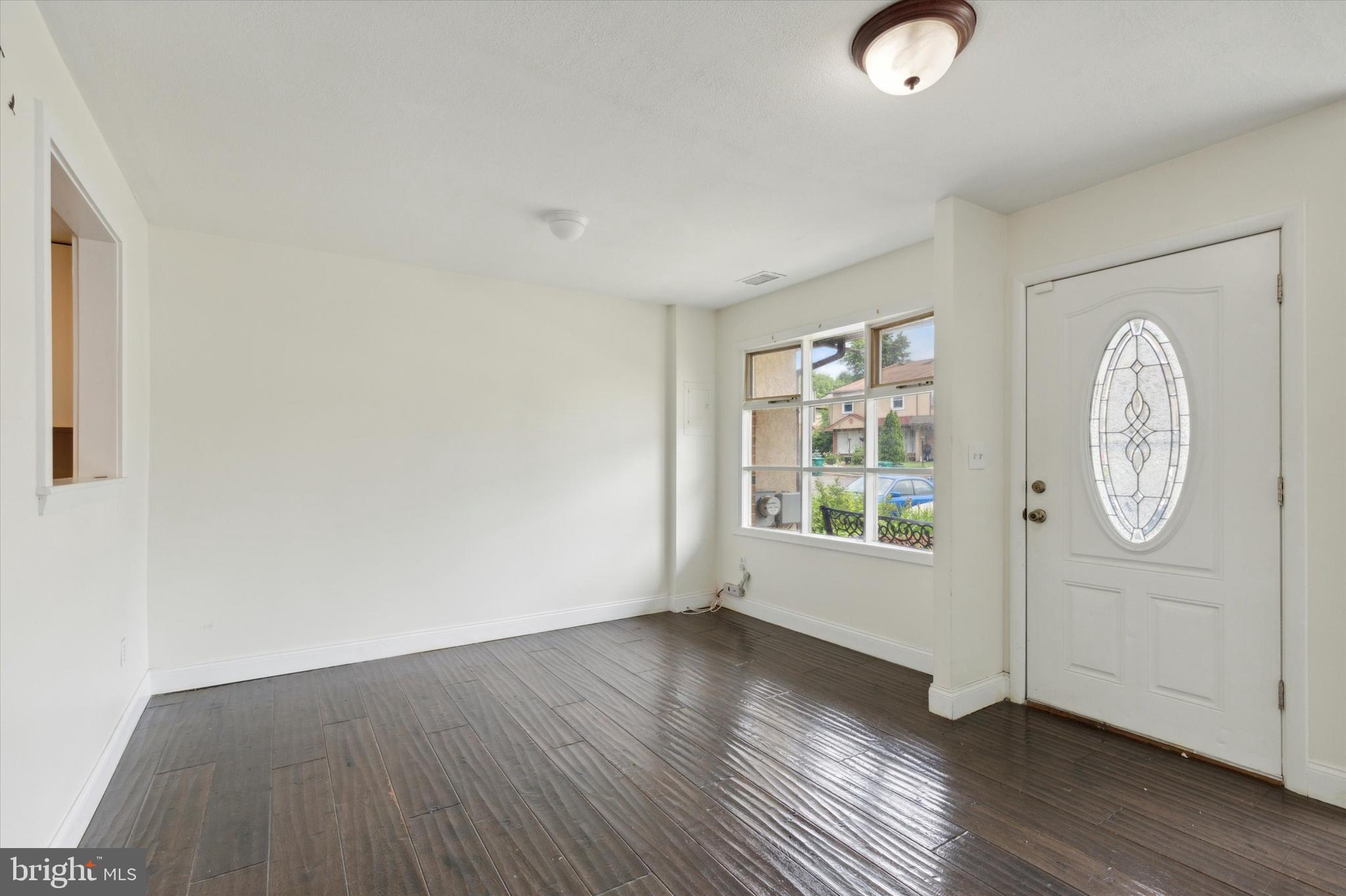 WILLOW KNOLL - Residential