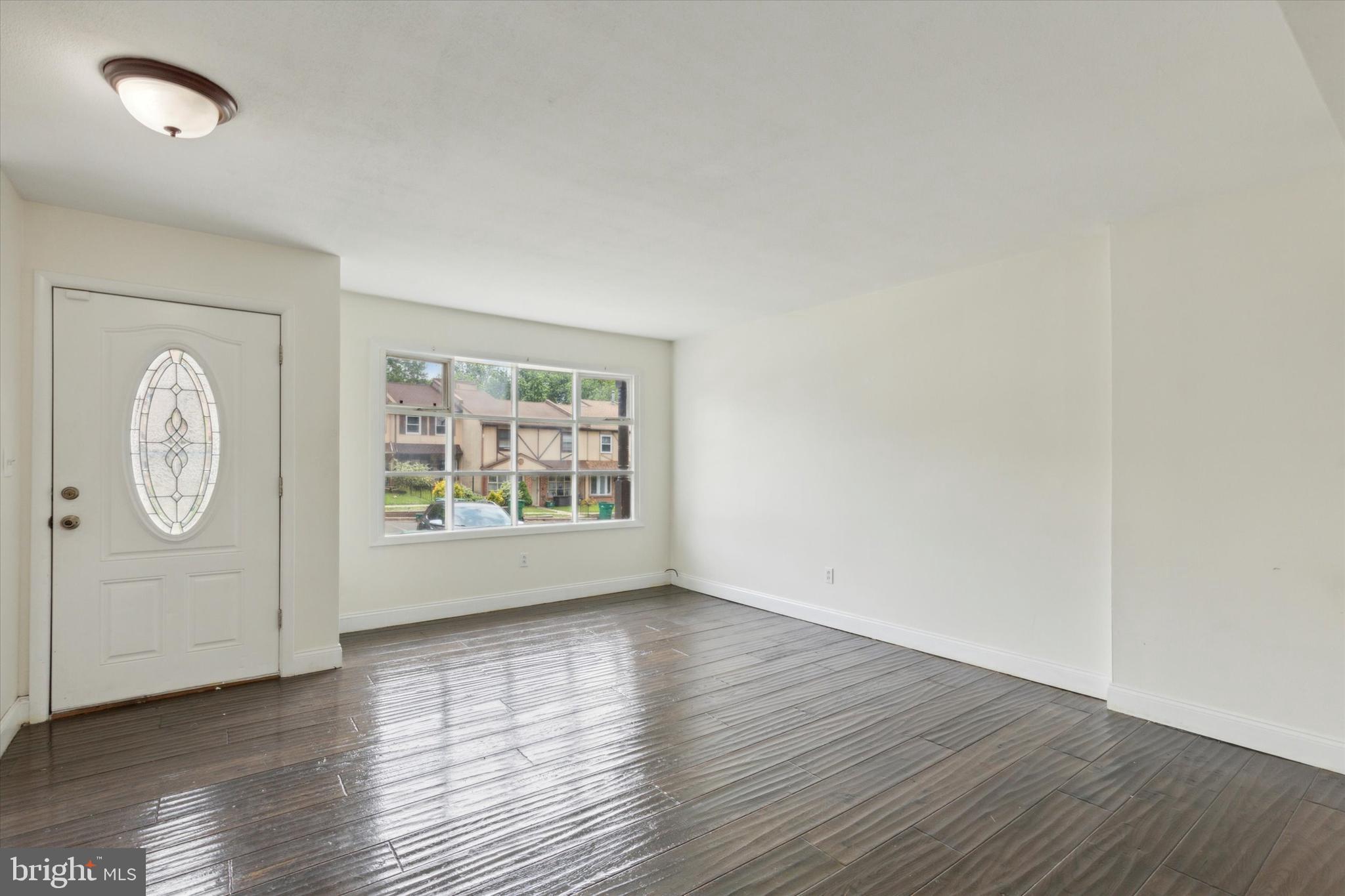 WILLOW KNOLL - Residential