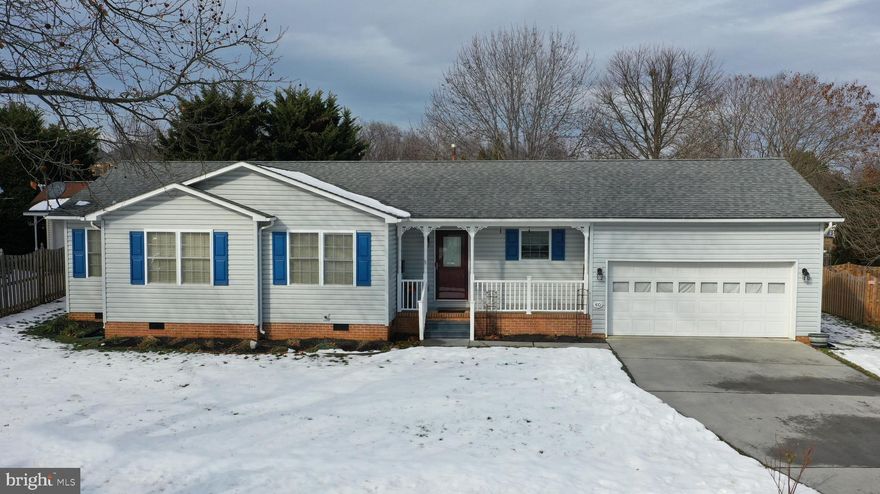 ALL ON ONE LEVEL AND PRICED TO SELL! GREAT IN-TOWN CONVENIENCE. Well-maintained 3-bedroom, 2-bath rancher with a 2-car garage and screened porch. On a cul-de-sac but close to stores, restaurants and services. Open floor plan. Beautiful hardwood and tile floors.  Cozy gas log fireplace for winter warmth and ambiance. Dining area  off the living room and a well-appointed kitchen with a gas oven/range. Owner's bedroom suite with 11x6 walk-in closet, 9x5 alcove with sink, and bath with separate tub, shower and water closet. Screened back porch with ceiling fan for summer days, 10x15 with low maintenance composite decking and vinyl railings. Covered front porch 17x4. Storage building 10x8.  New HVAC. Roof with architectural shingles in 2015. Hot water heater 2019. Shelves and cabinets in the garage plus extra insulation in walls and ceiling. Glow Fiber internet and TV. Home conveys with kitchen appliances, washer and dryer, shades/blinds and window treatments, 4 ceiling fans. Also conveys with a Troy Built riding lawn mower with 42-inch cut and a bagging system, new blades. City trash service.