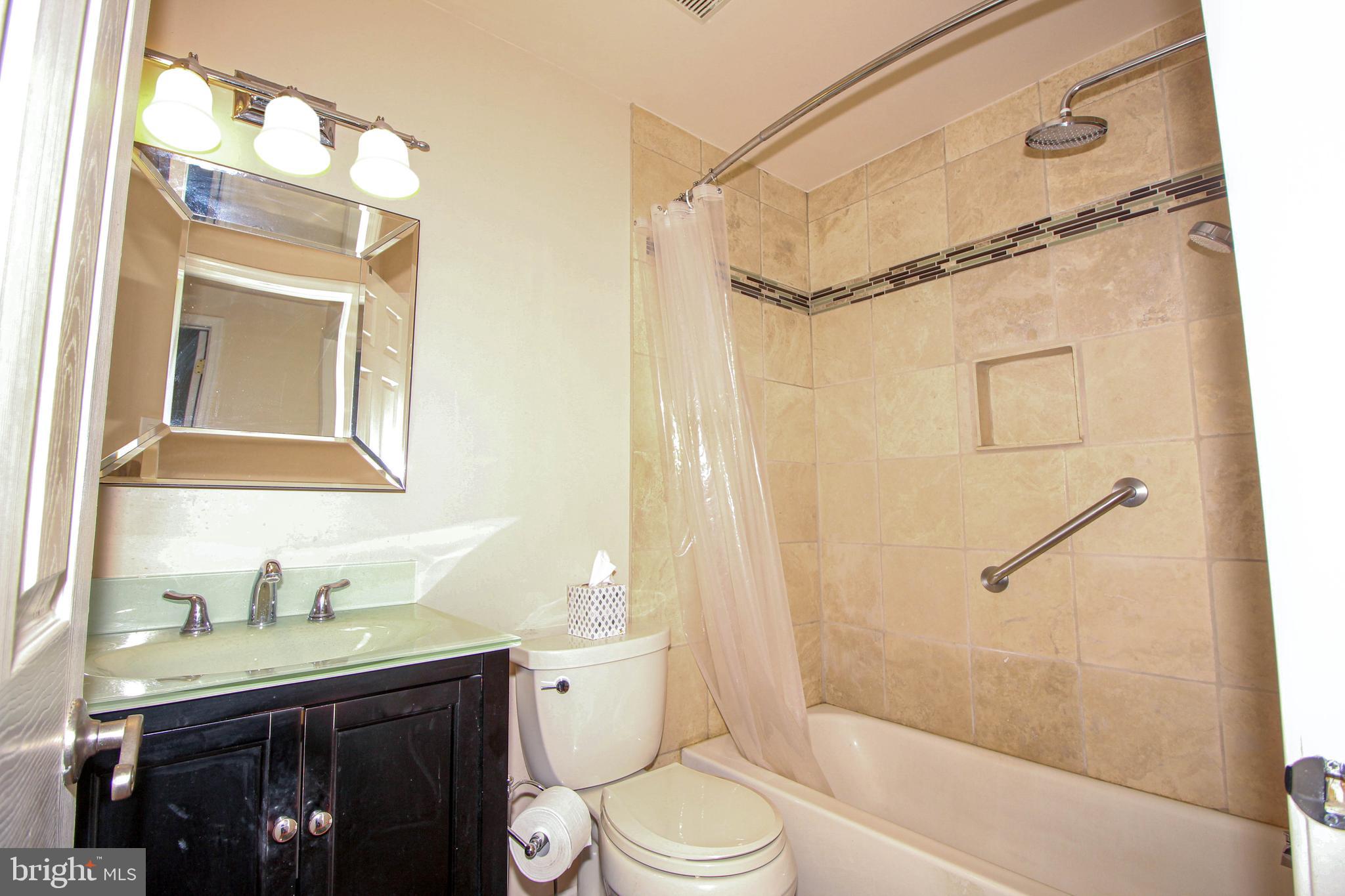 SAW MILL VALLEY - Residential