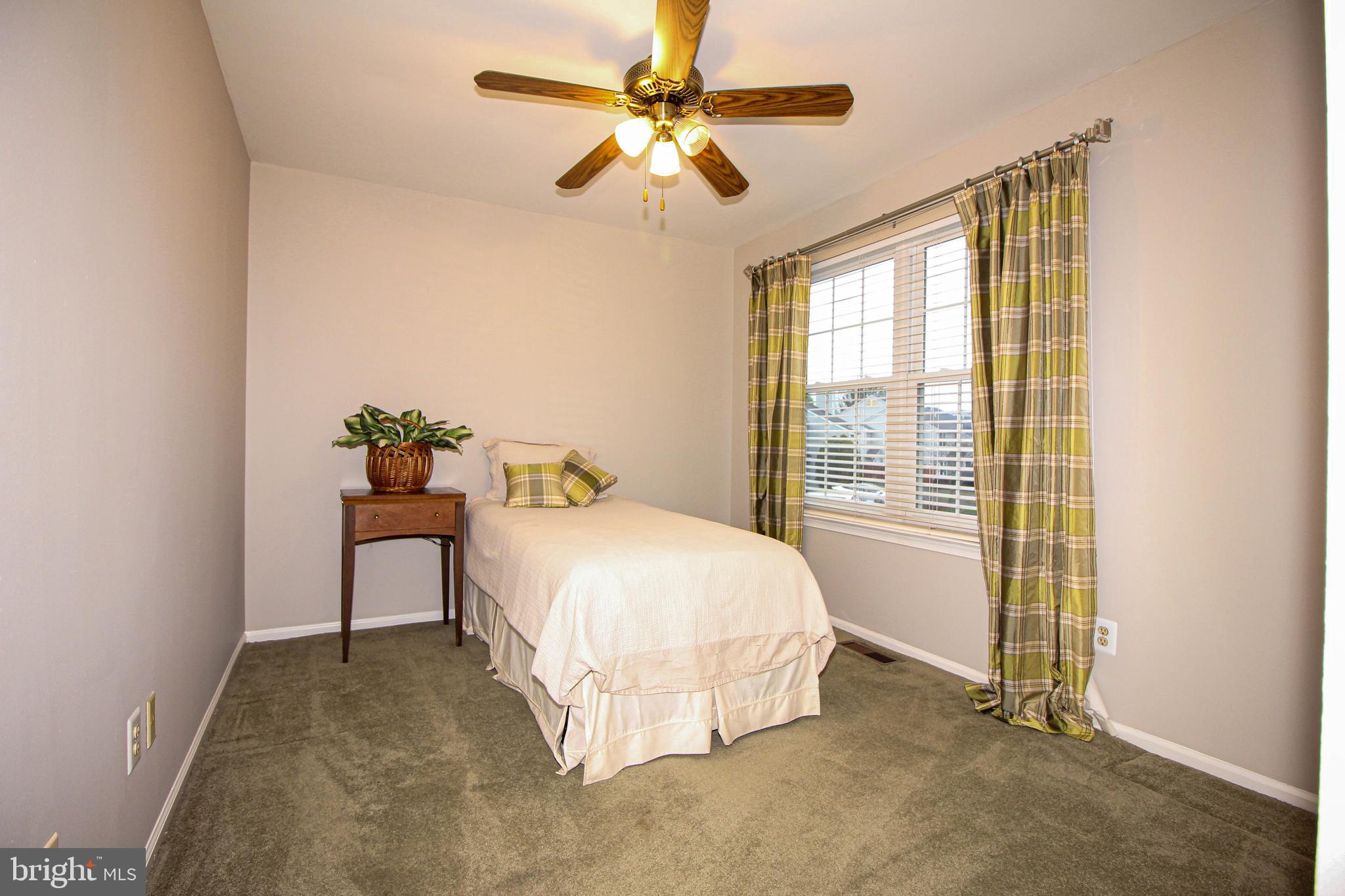 SAW MILL VALLEY - Residential