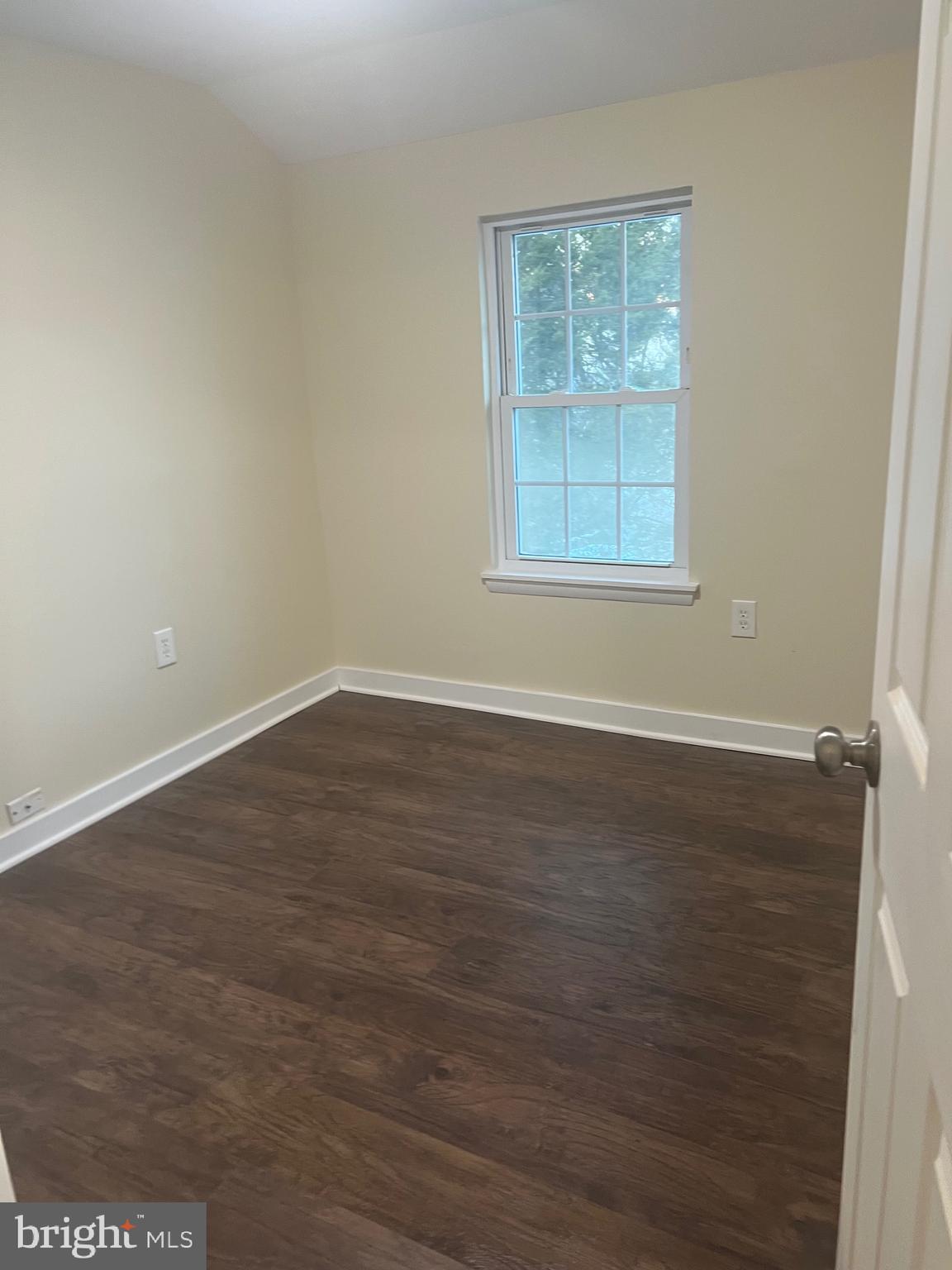 CAPITOL HEIGHTS - Residential Lease